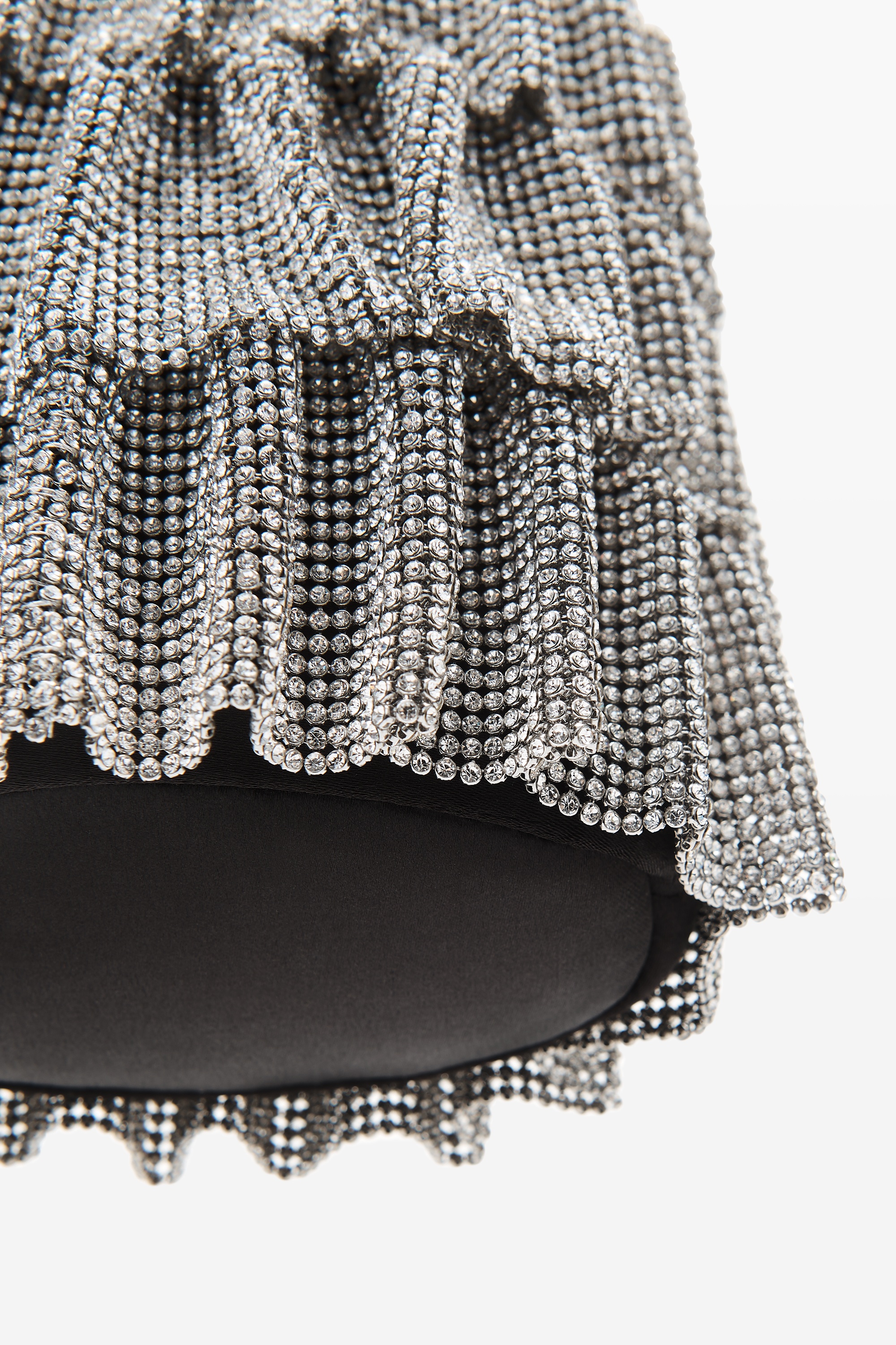 DRAWSTRING POUCH IN CRYSTAL MESH - 5