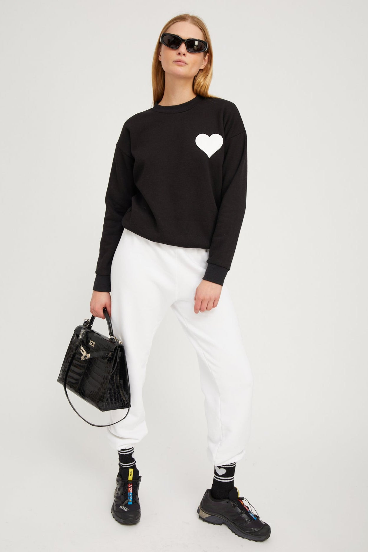 BLACK HEART SWEATSHIRT - 7