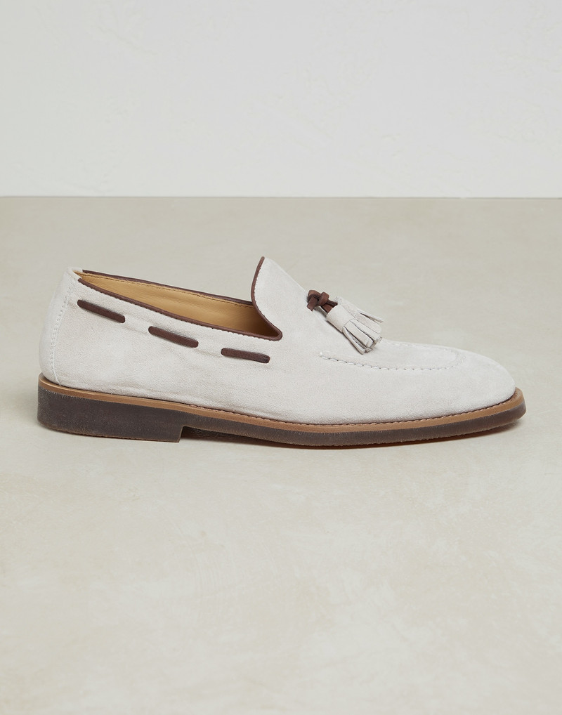 Smart suede loafers with tassels and natural rubber sole 1