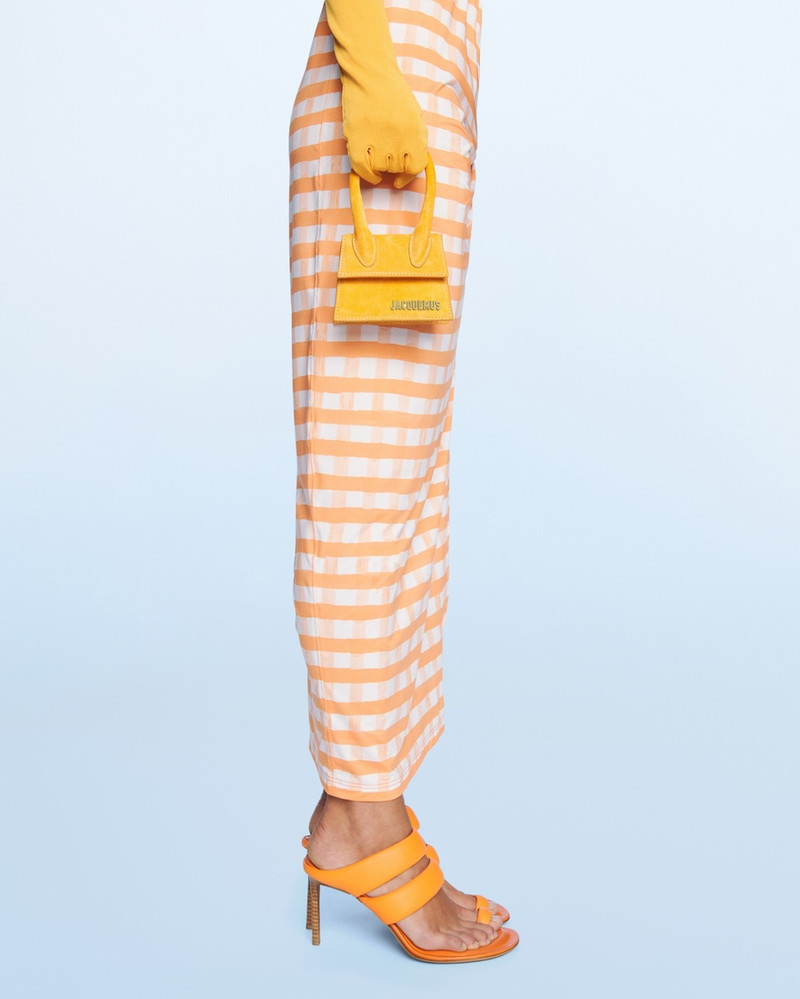 JACQUEMUS Le Chiquito outlook