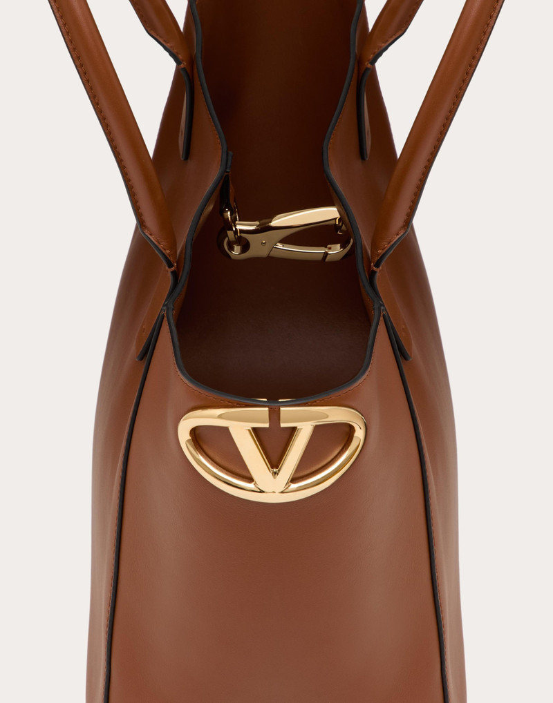 VLOGO SIDE SHOPPING BAG IN NAPPA CALFSKIN 8