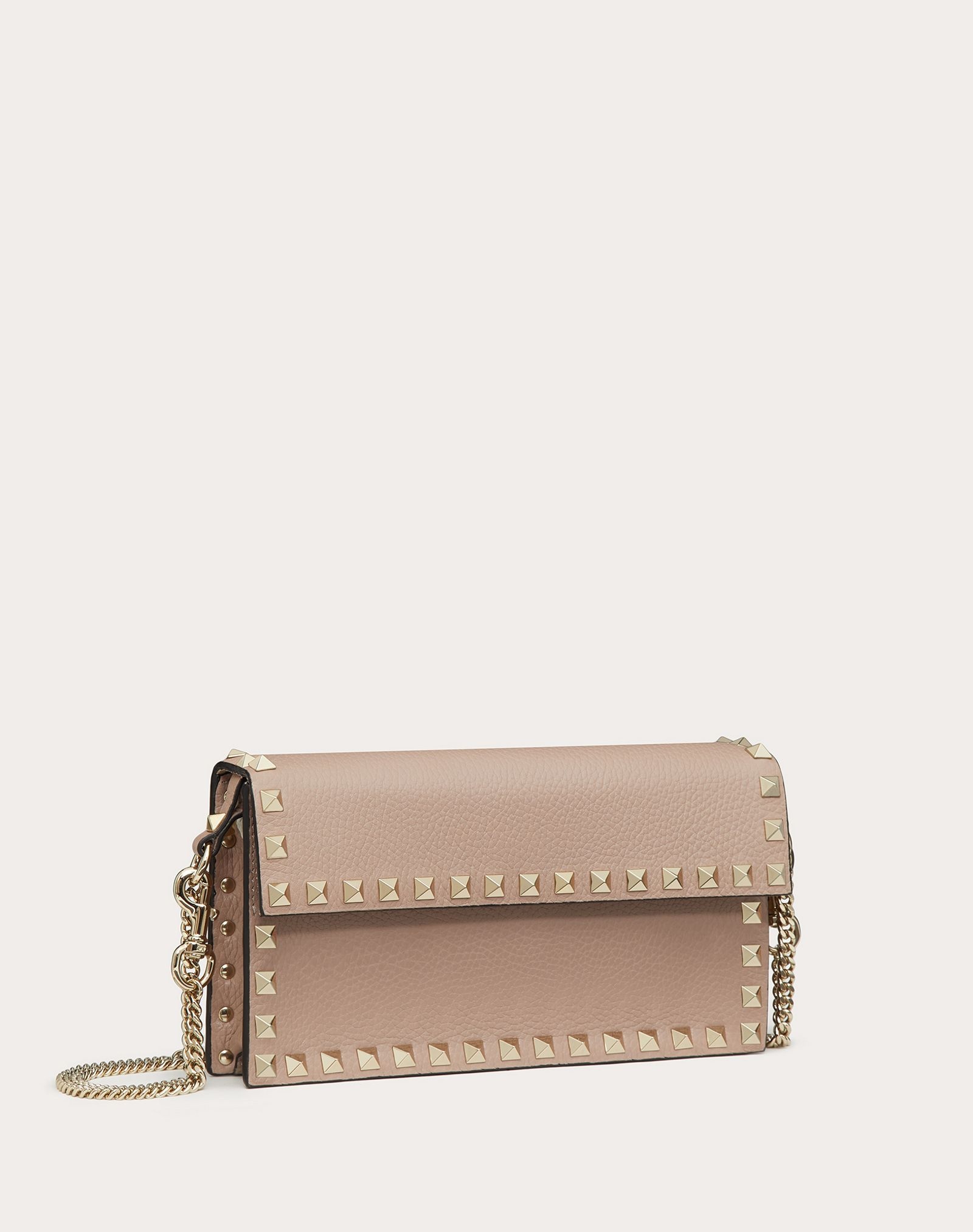 ROCKSTUD GRAINY CALFSKIN POUCH WITH ADJUSTABLE CHAIN STRAP - 4