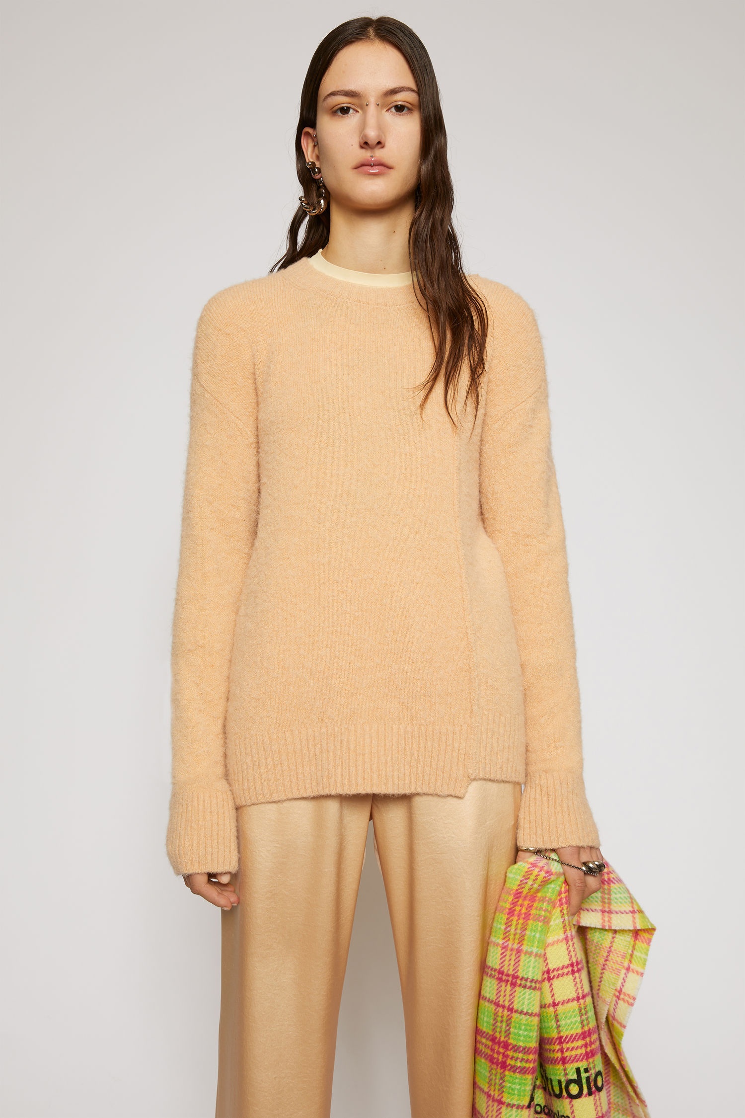 Asymmetric-hem sweater pale orange - 2