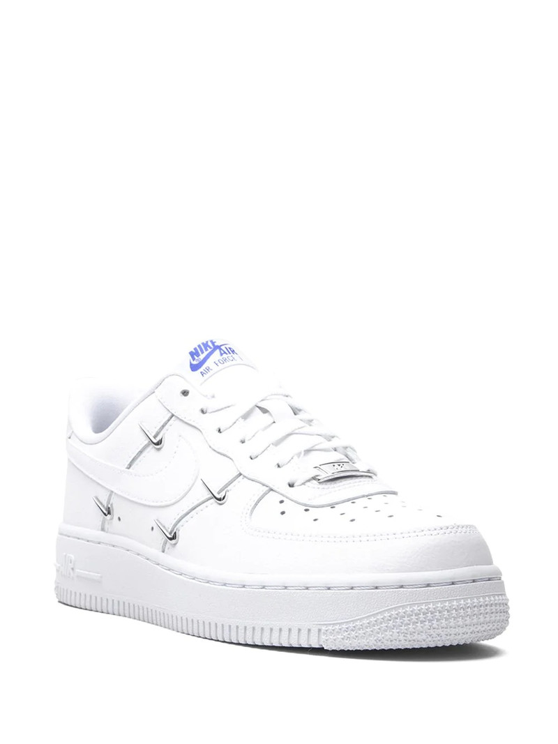 Nike Air Force 1 '07 LX "Sisterhood" sneakers outlook