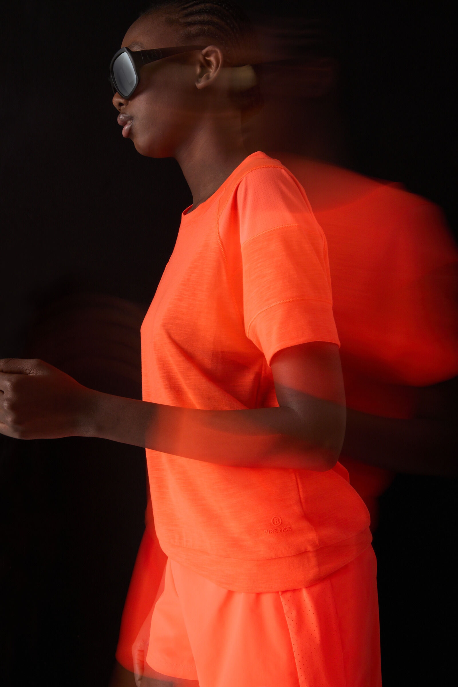 Helene T-shirt in Orange - 5