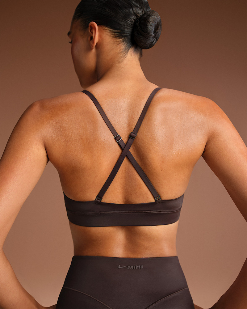 Nike NikeSKIMS Shine Women's Triangle Bra outlook