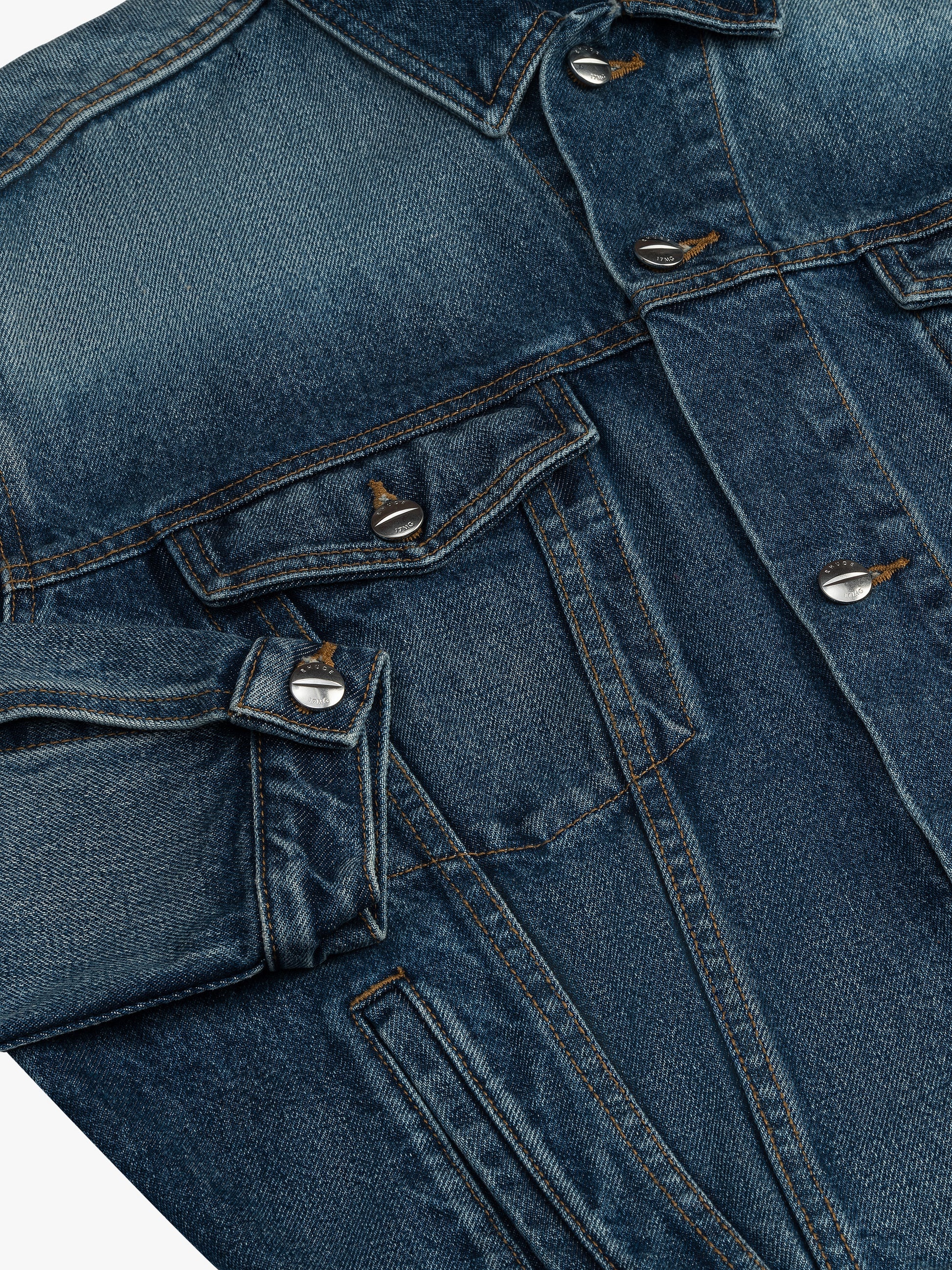 OVERSIZED DENIM TRUCKER JACKET - 10