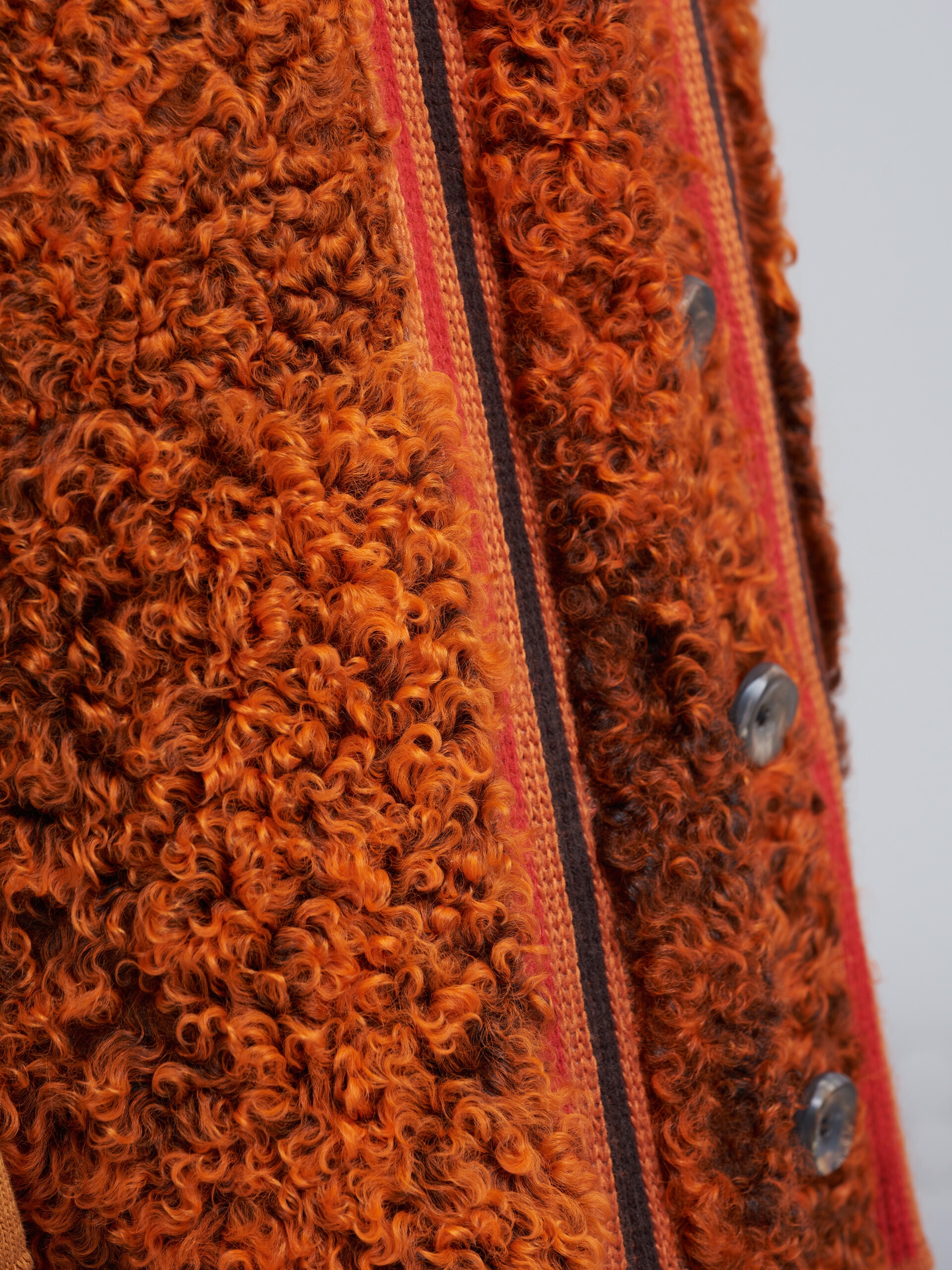 DYED CURLY LAMB LEATHER VEST - 5