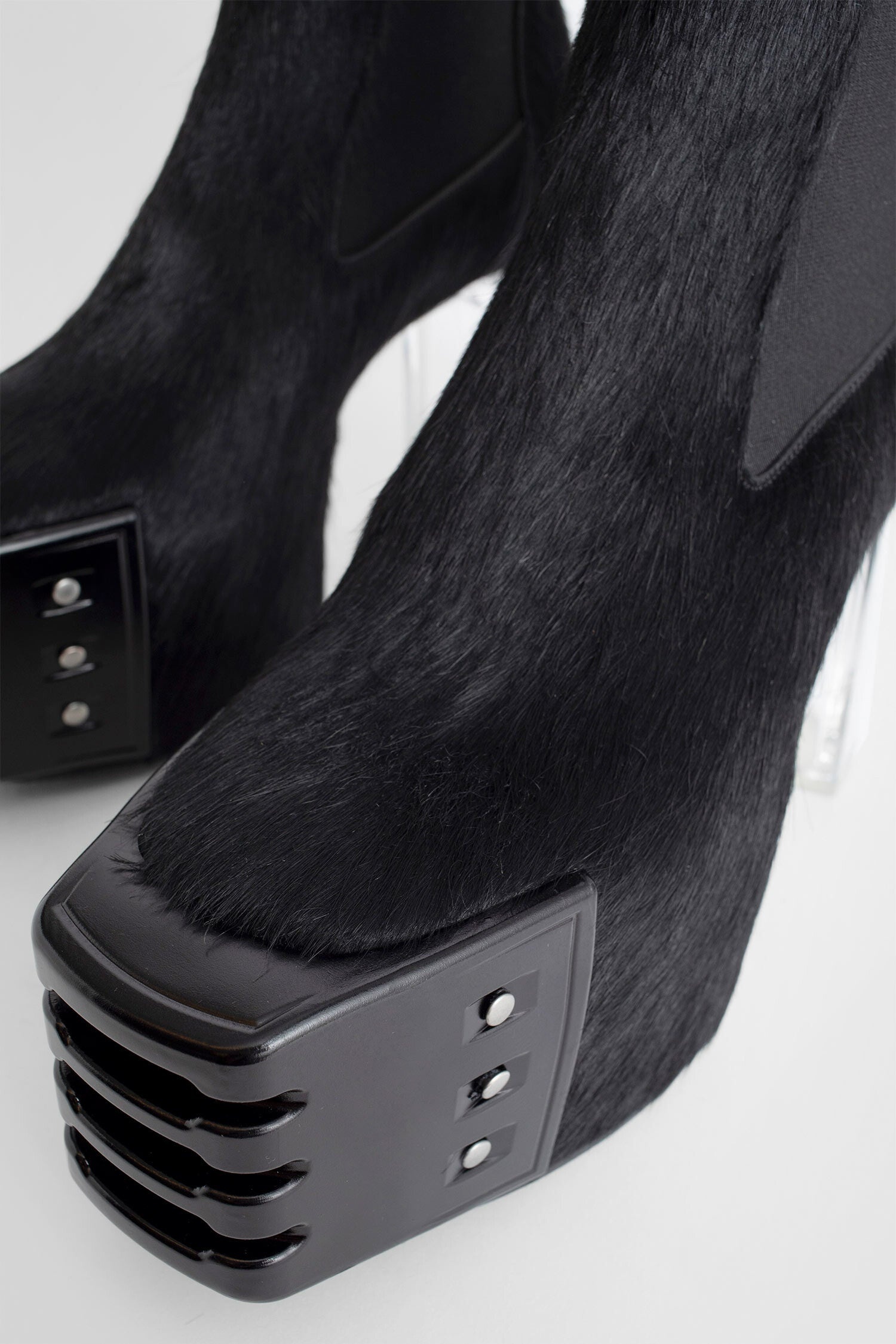 Rick Owens Luxor-Kiss-Boots-In-Pony-Hair | antonioli