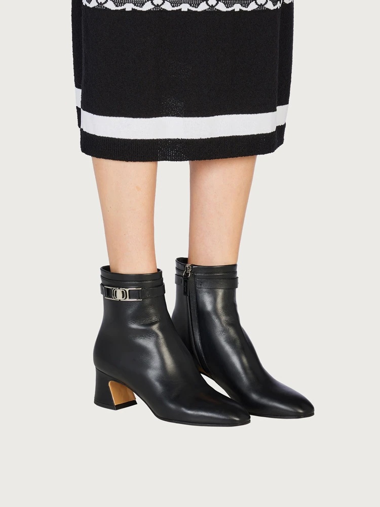 VARA CHAIN ANKLE BOOT - 3