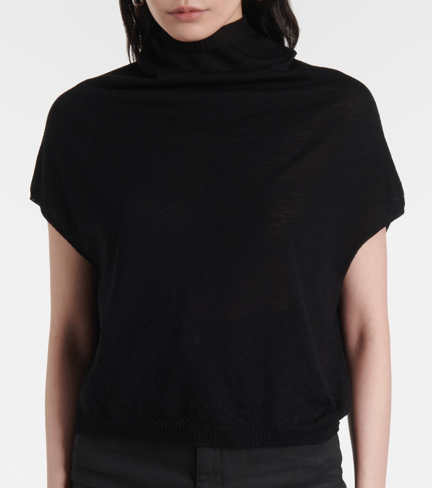 Wool turtleneck top - 5