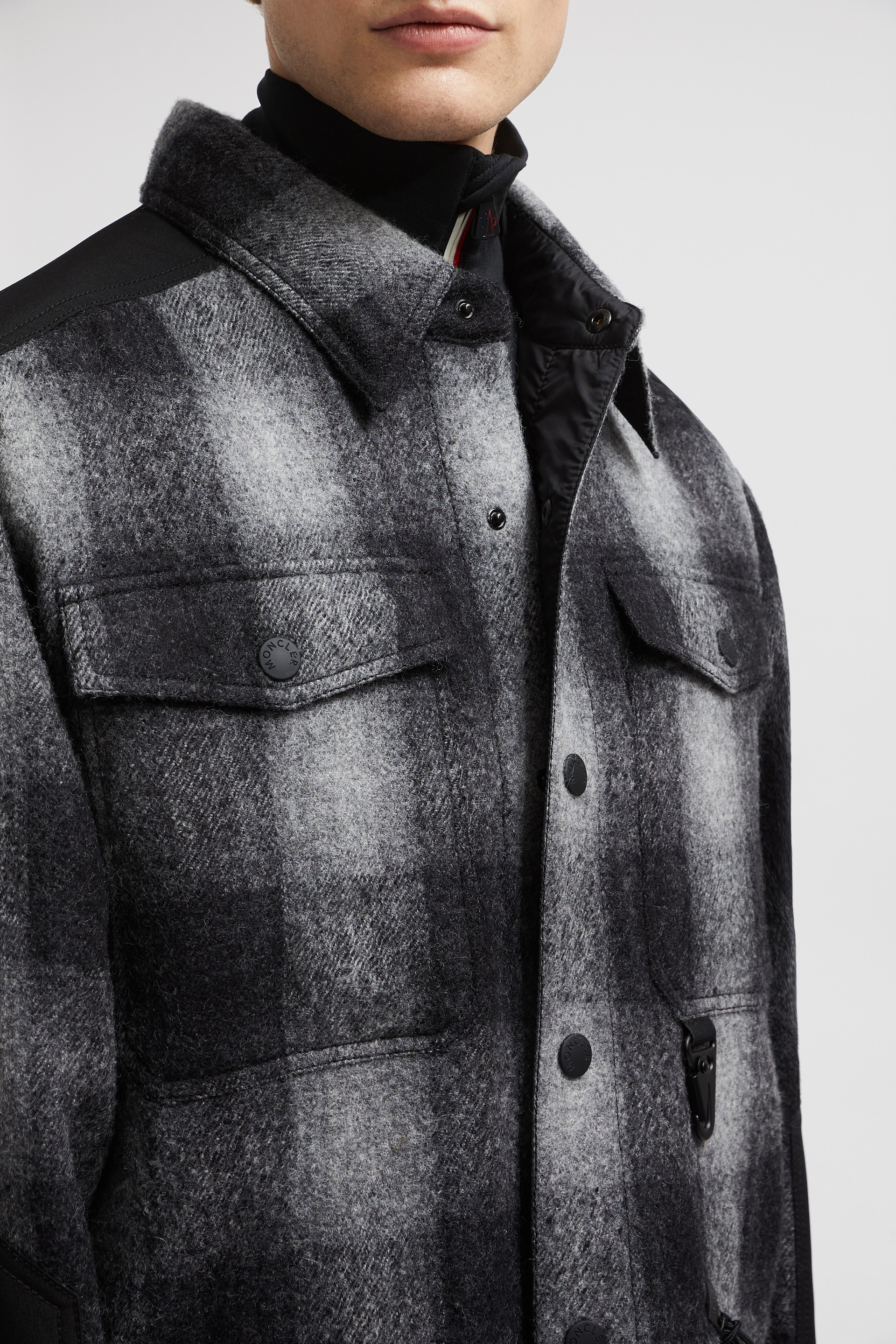 【MONCLER】Tuxダウンシャツジャケット 【MONCLER】Tuxダウンシャツジャケット