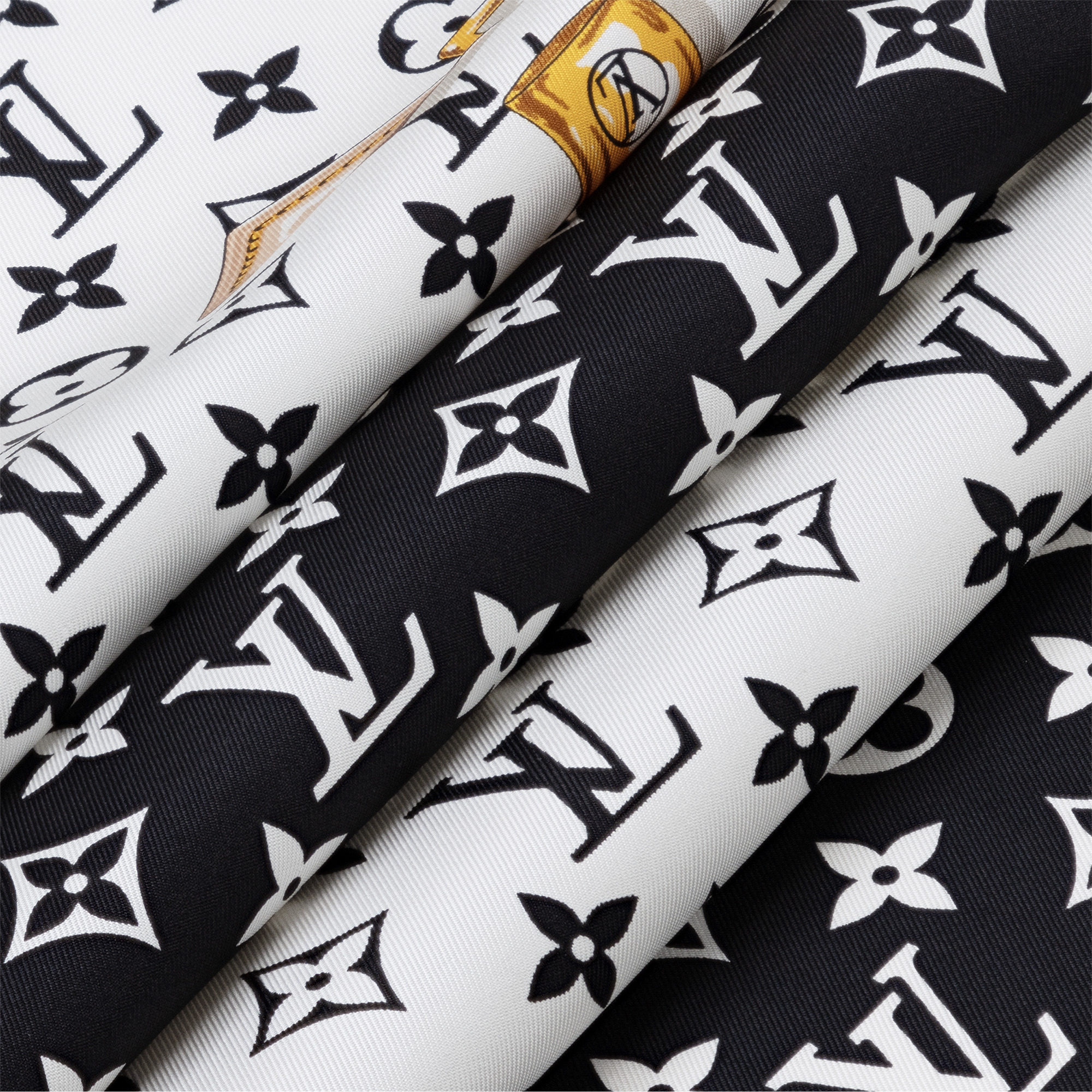 Monogram Confidential square - 3