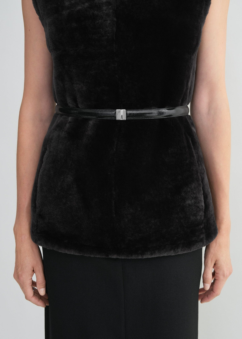Totême Slide clasp naplack-leather belt black outlook