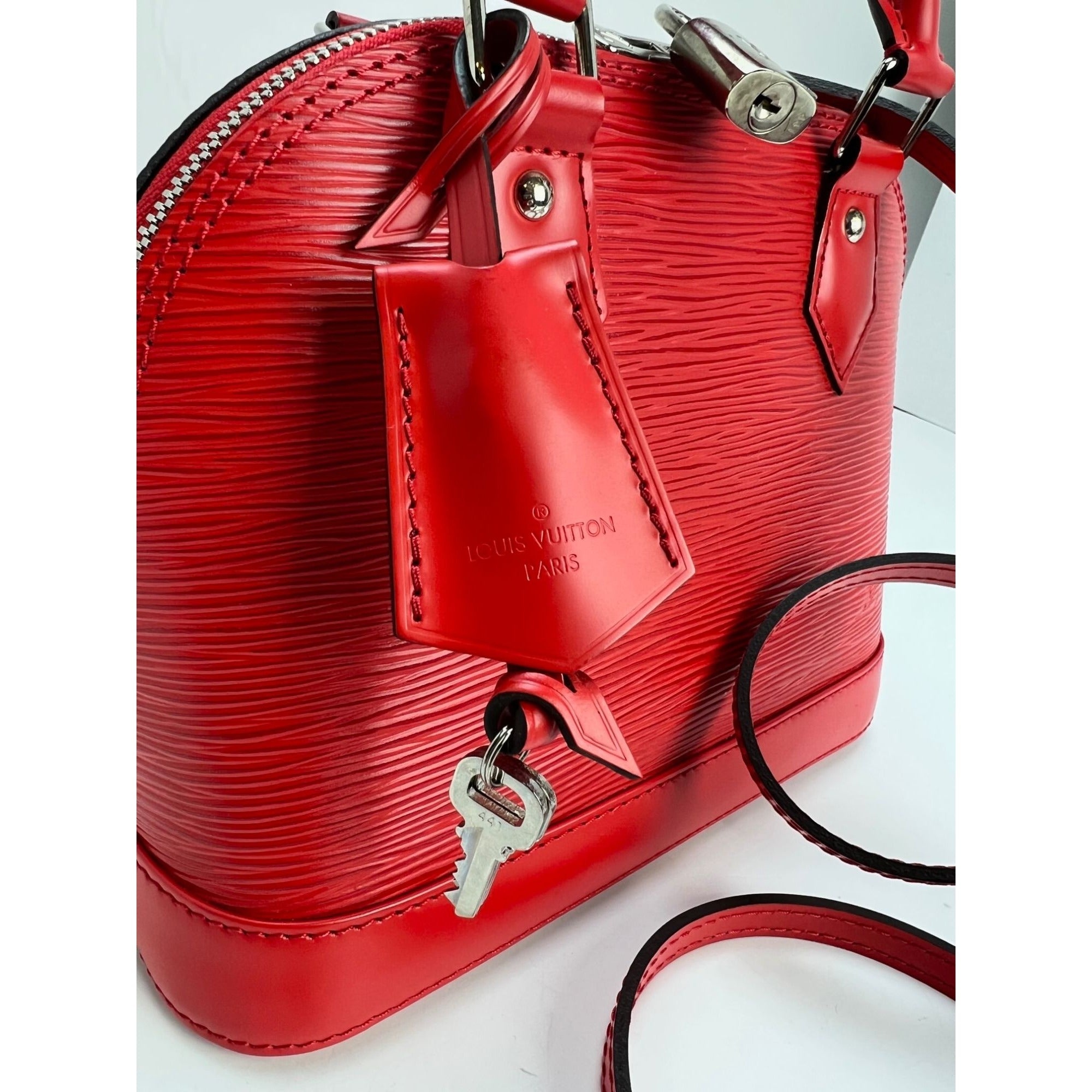 LOUIS VUITTON Alma BB Epi Coquelicot Shoulder Bag - 8