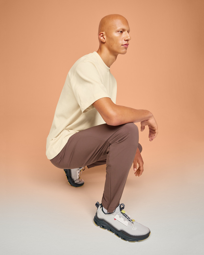 On Active Pants outlook