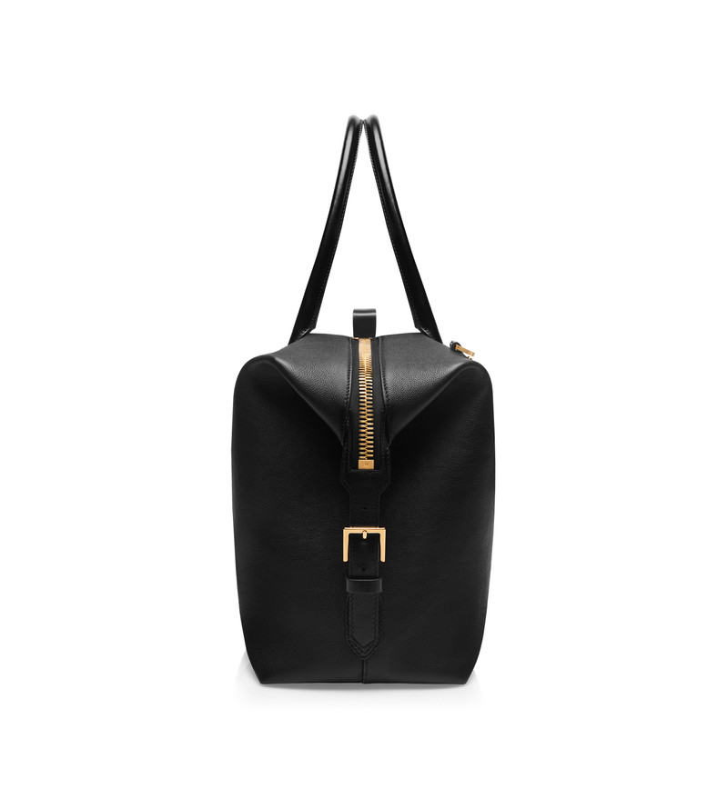 TOM FORD SMOOTH LEATHER SIDE BUCKLE HOLDALL outlook