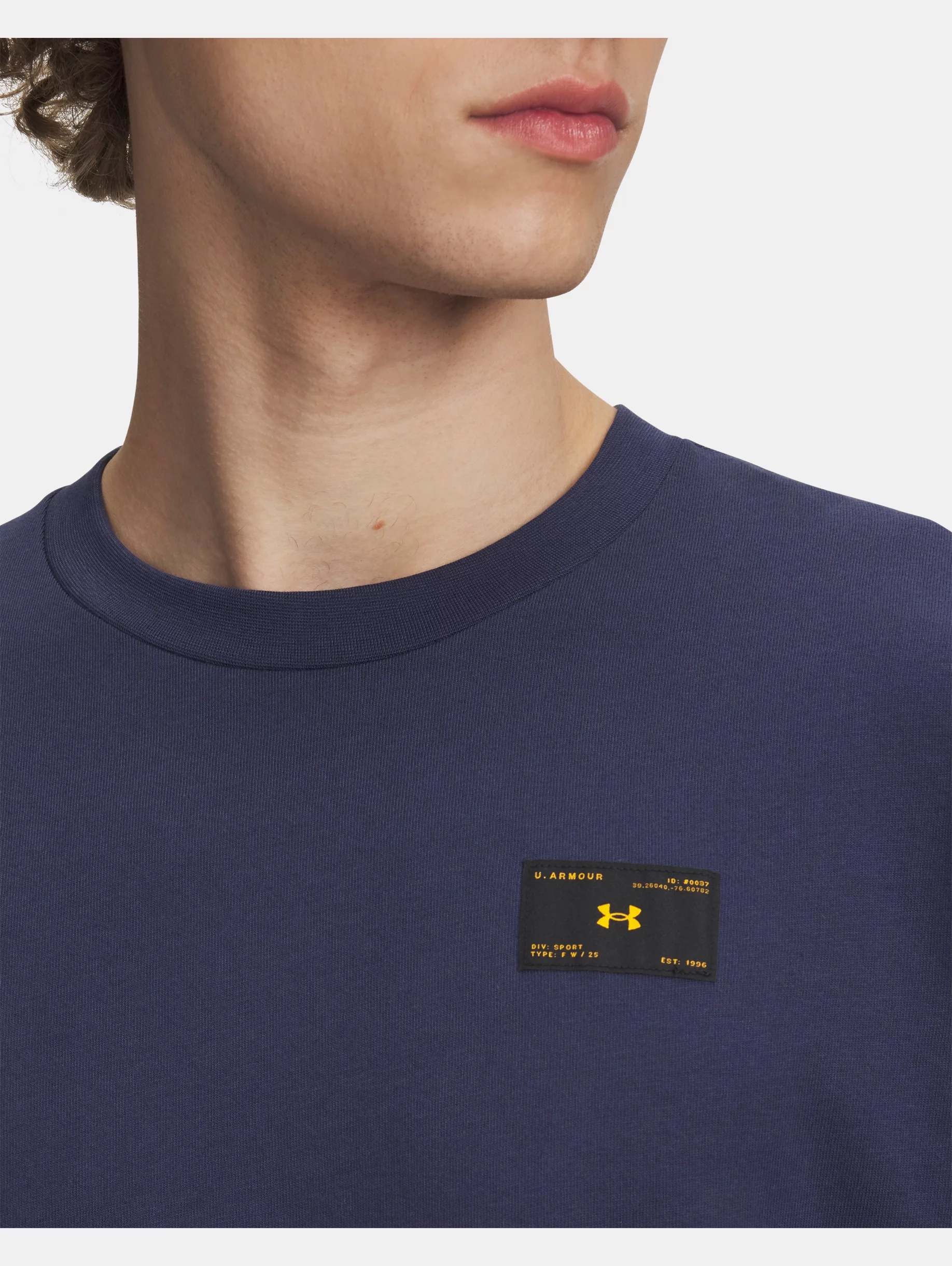 UA Woven Label Heavyweight - 3