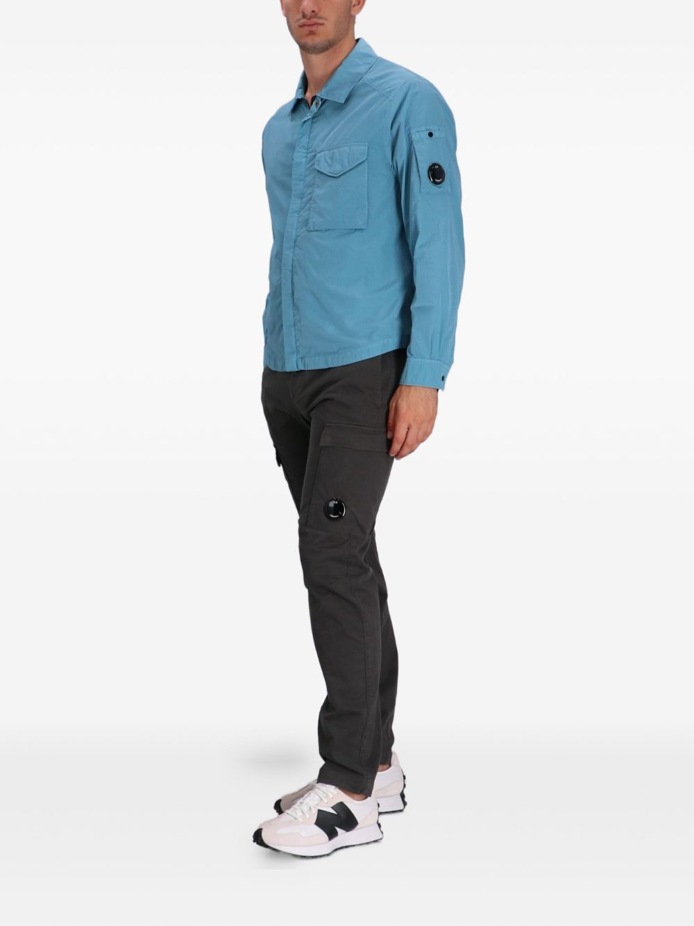 pocket-fastening shirt jacket - 2