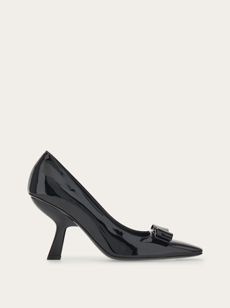 VARA BOW PUMP 1