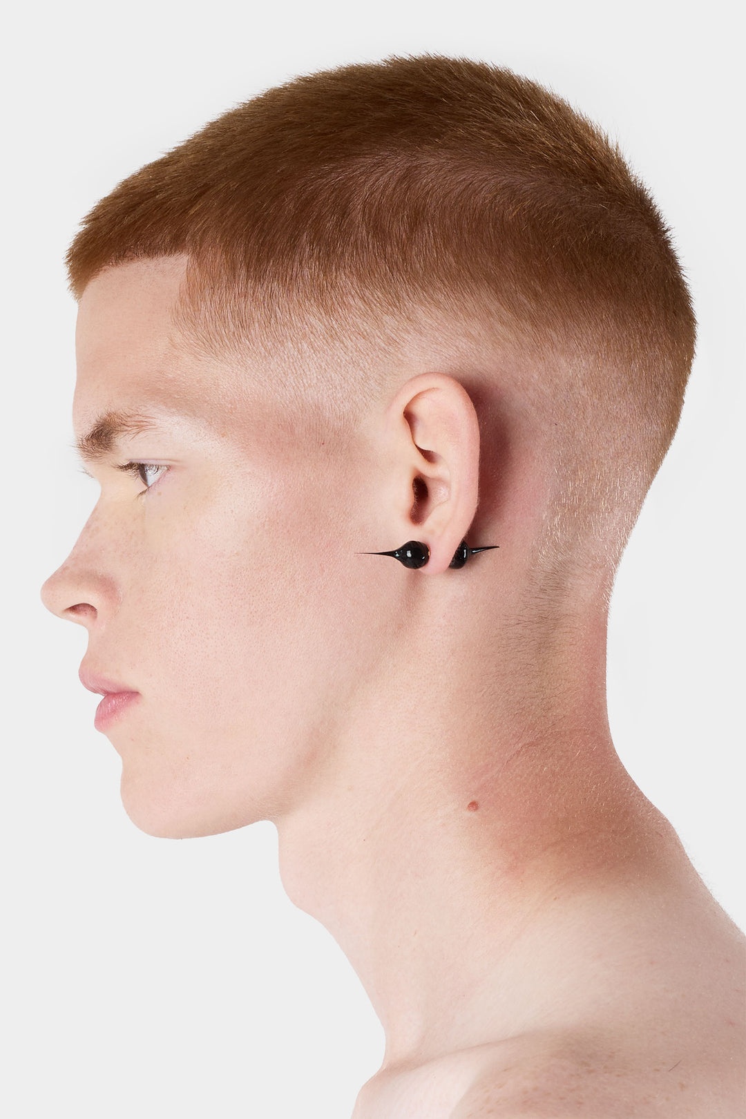 MINI SPIKE RUBBERIZED EARRINGS / silver / black - 2