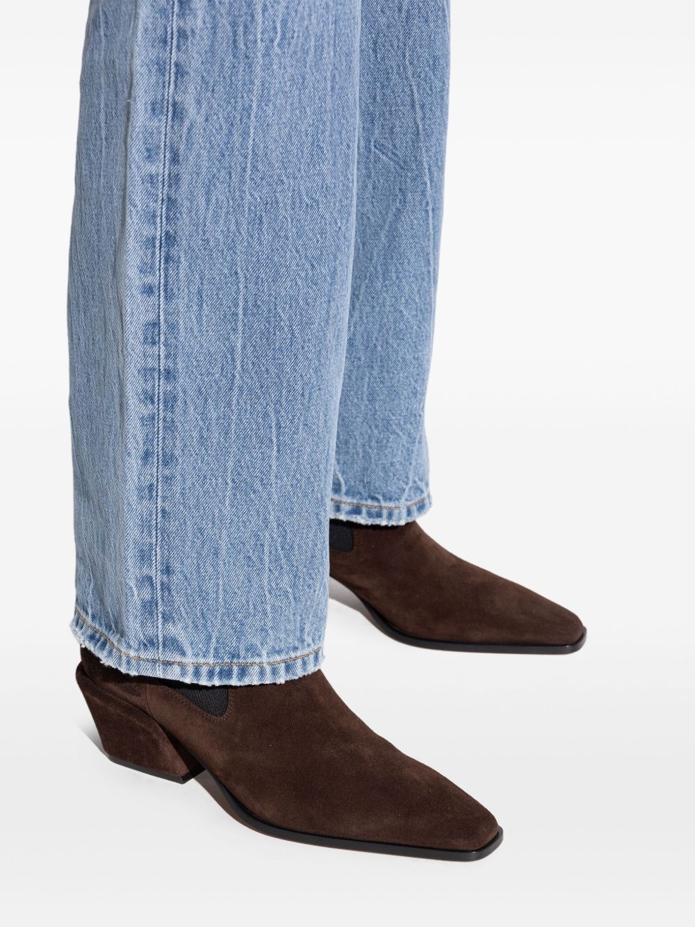 pointed-toe block-heel boots - 6