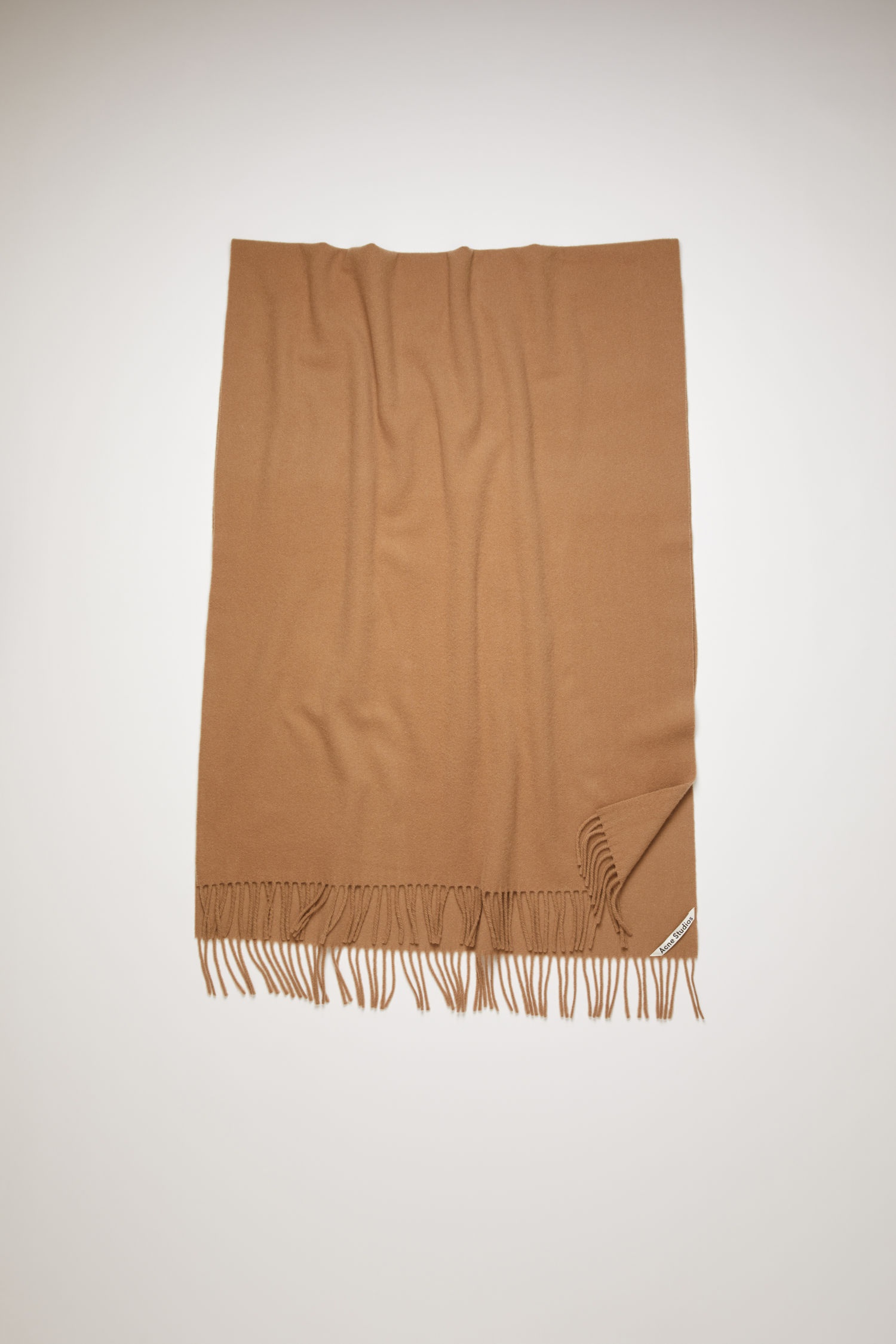 Oversized wool scarf caramel brown - 1