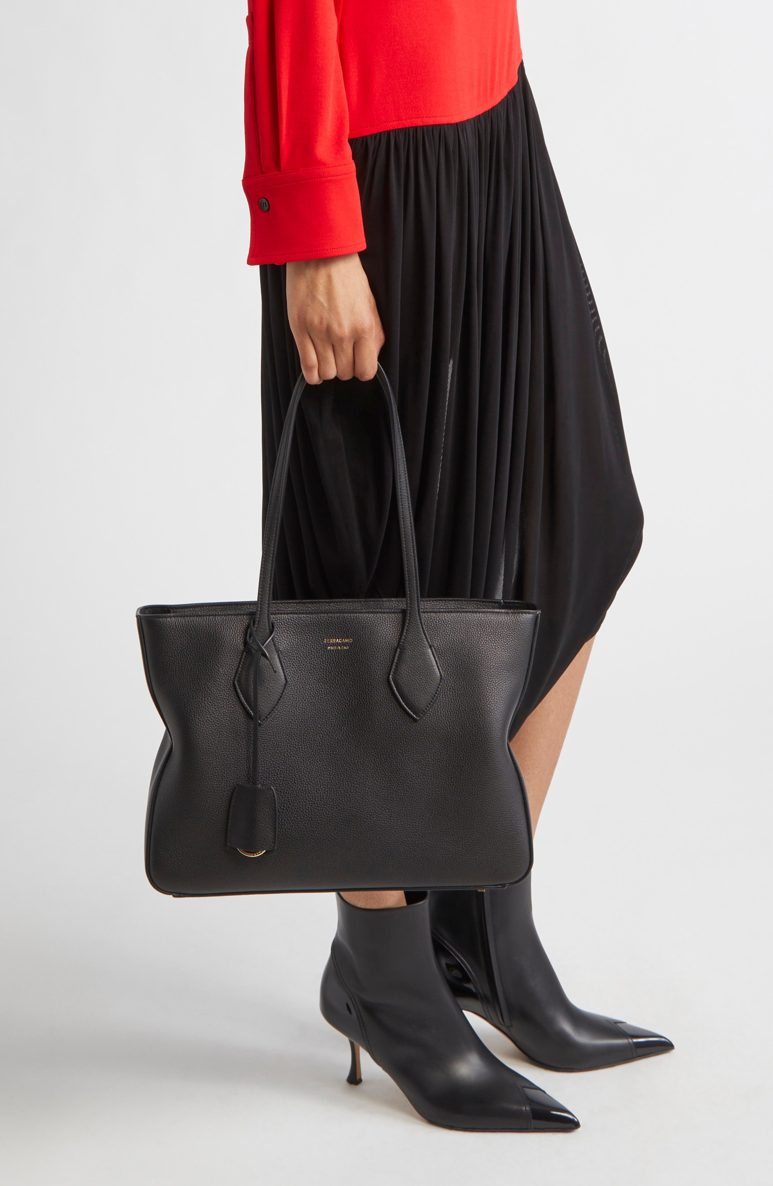 FERRAGAMO Small Star Leather Tote Bag in Nero Nero at Nordstrom - 2
