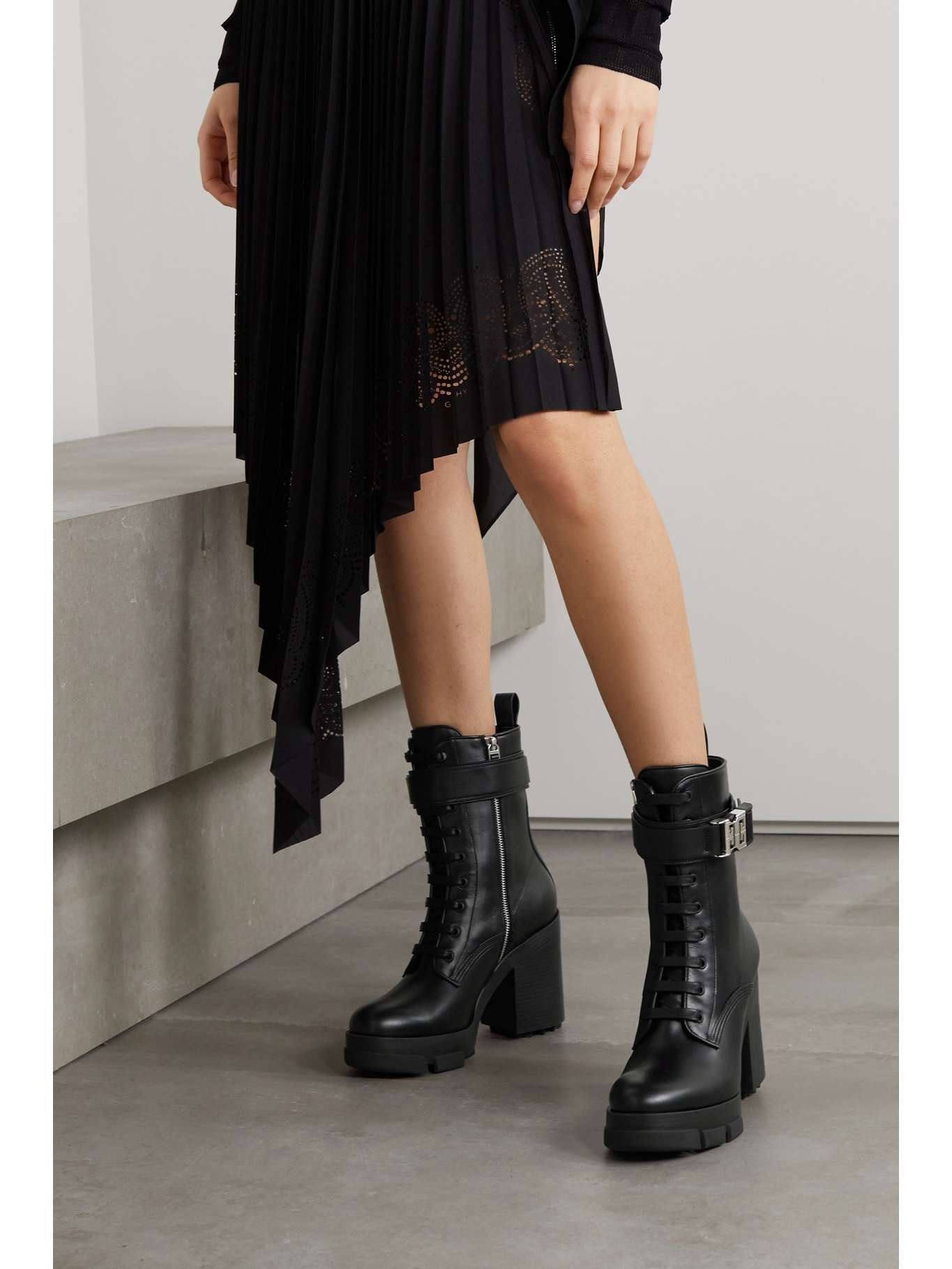 Embellished leather ankle boots - 2