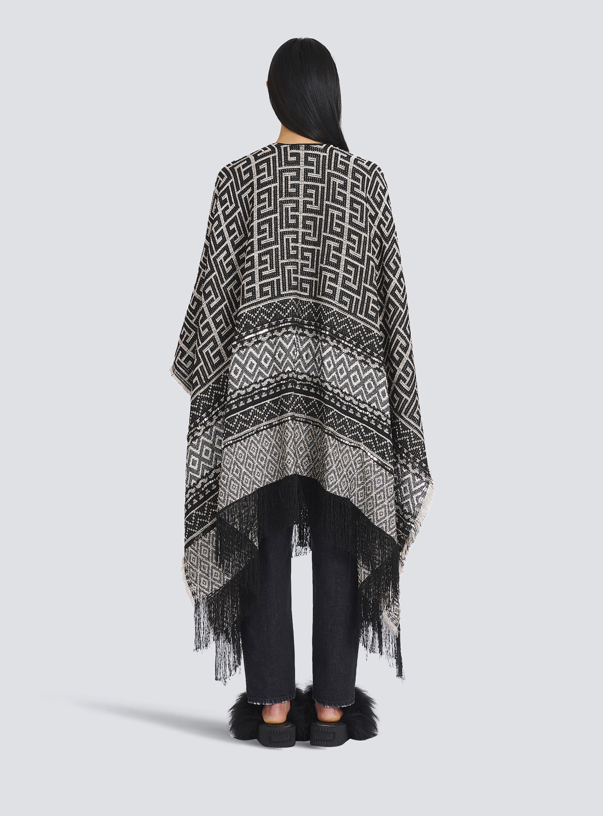 Knit poncho with Balmain monogram print - 4