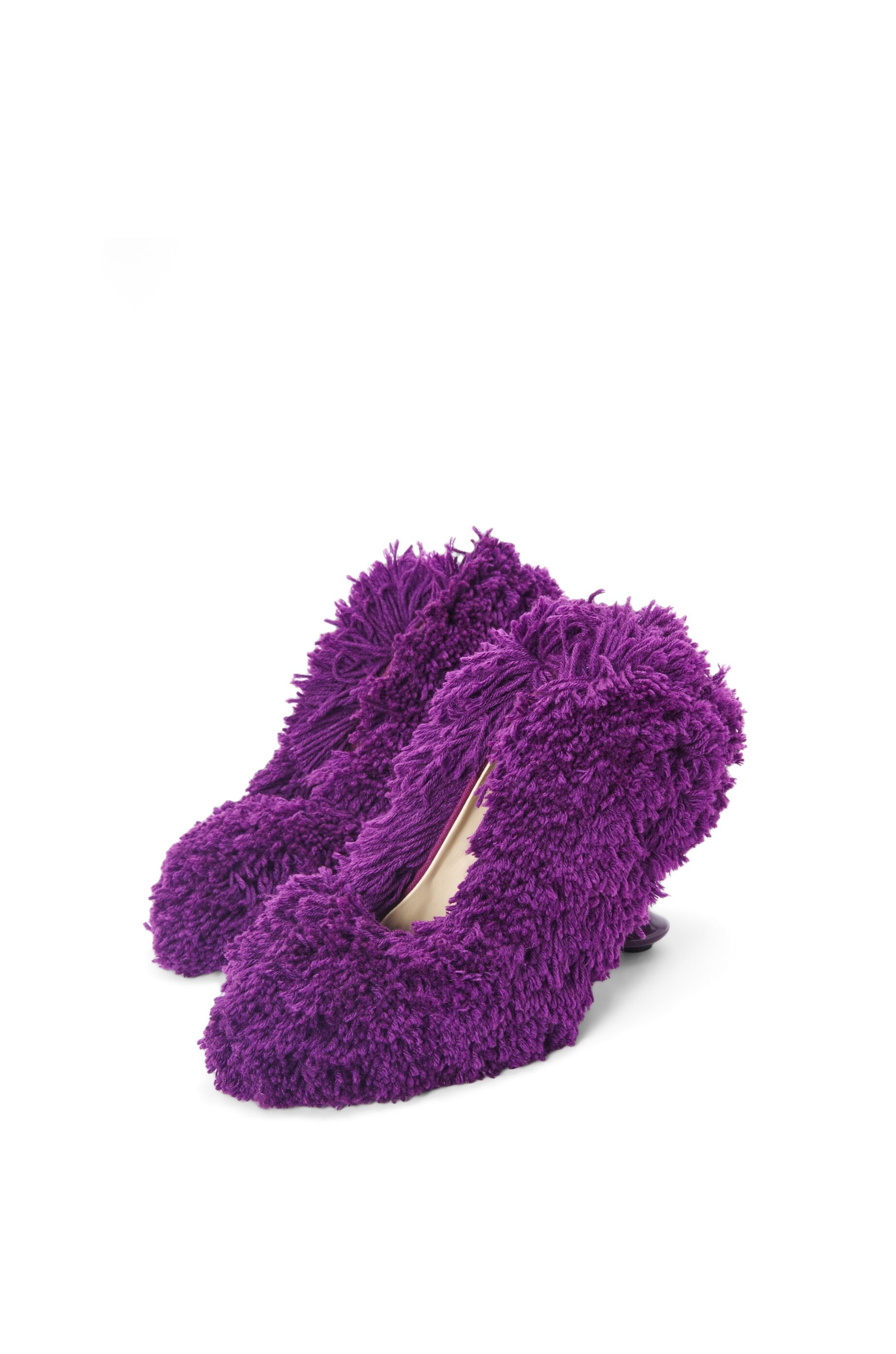 Toy pump in embroidered canvas - 3