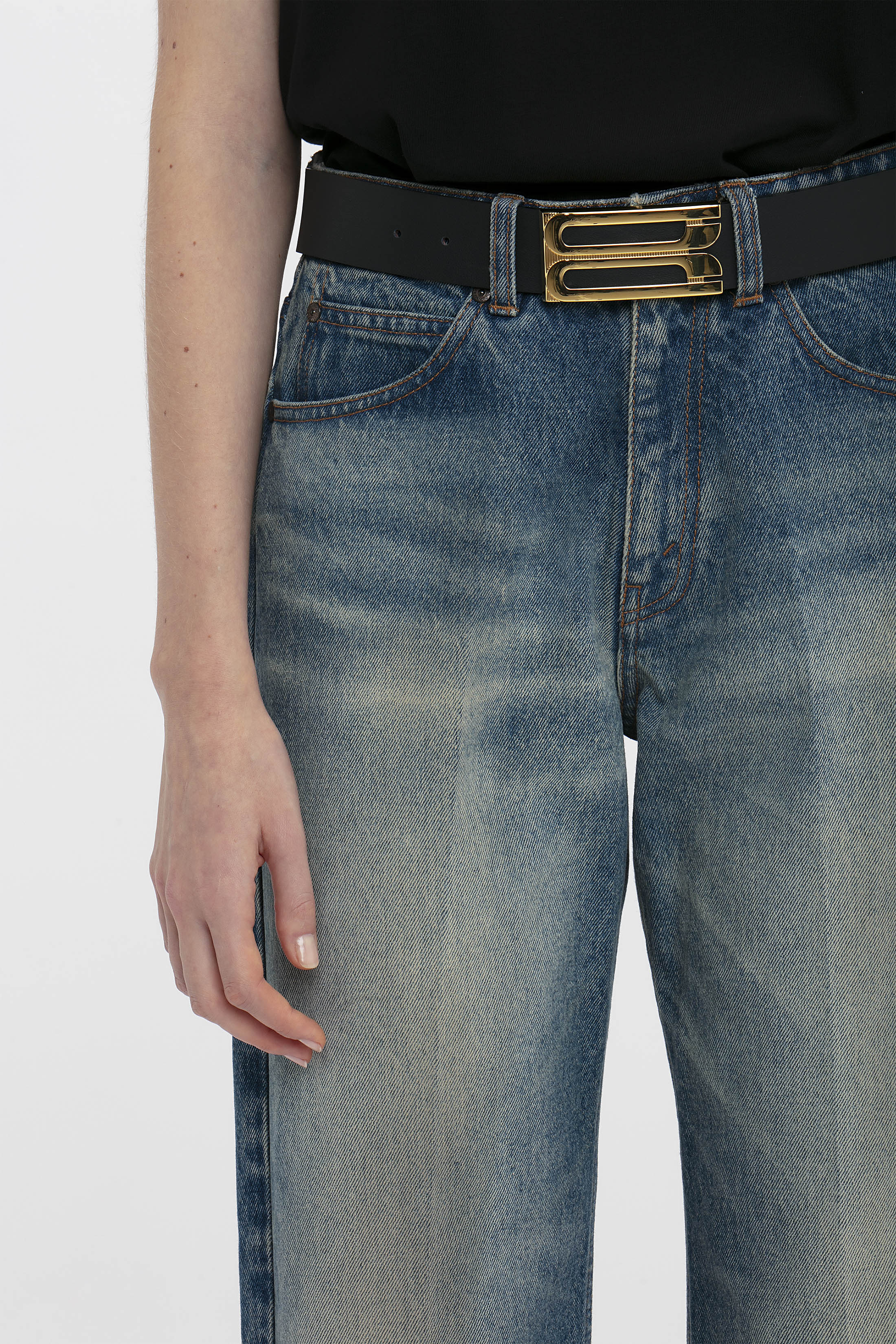 Relaxed Straight Leg Jean In Antique Indigo Wash - 4