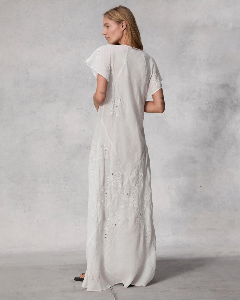 Delancy Ramie Embroidered Dress
Maxi 4