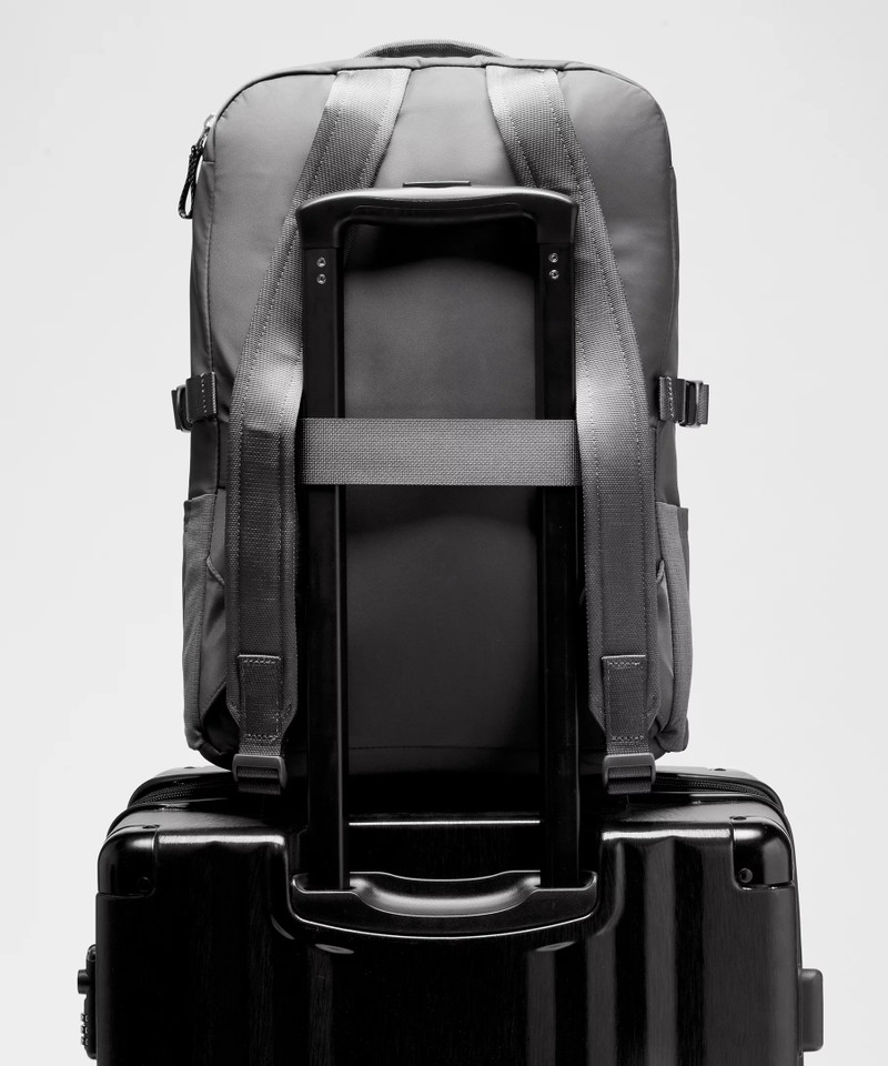 New Crew Backpack 22L *Logo 6