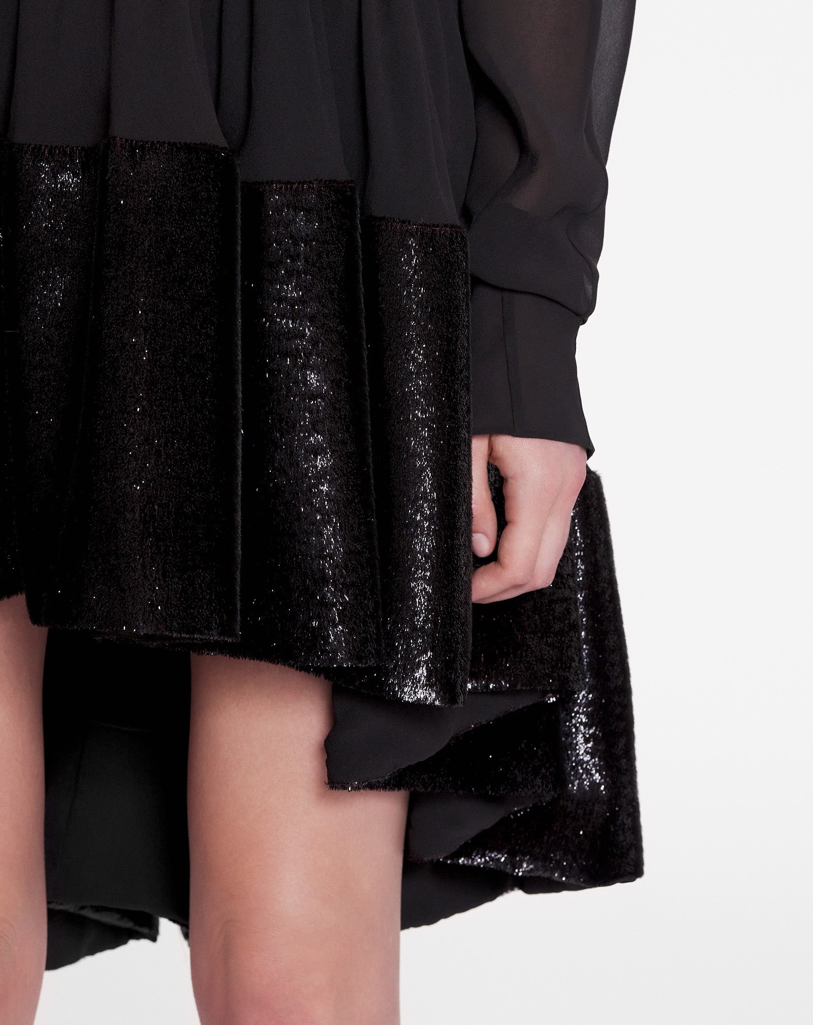 VELVET V-NECK SHORT DRESS - 6