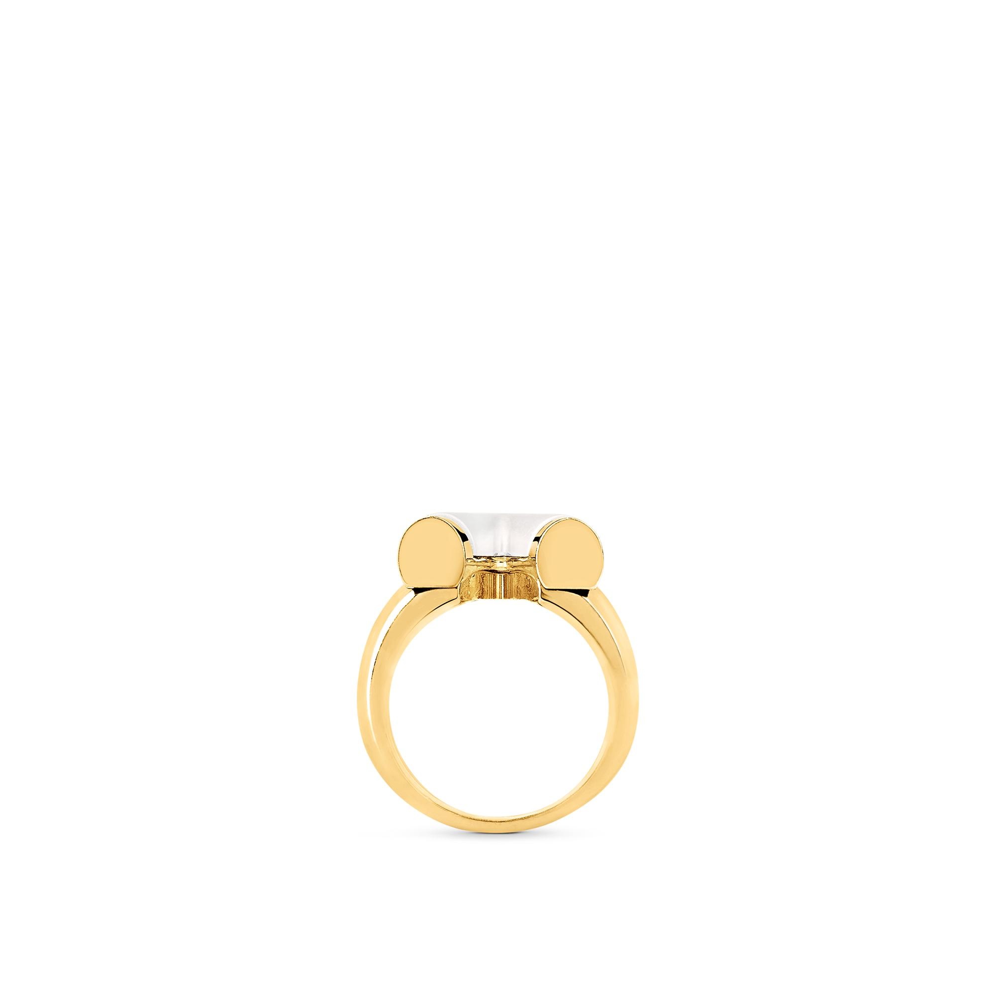 Essential V Pearlfection Ring - 2