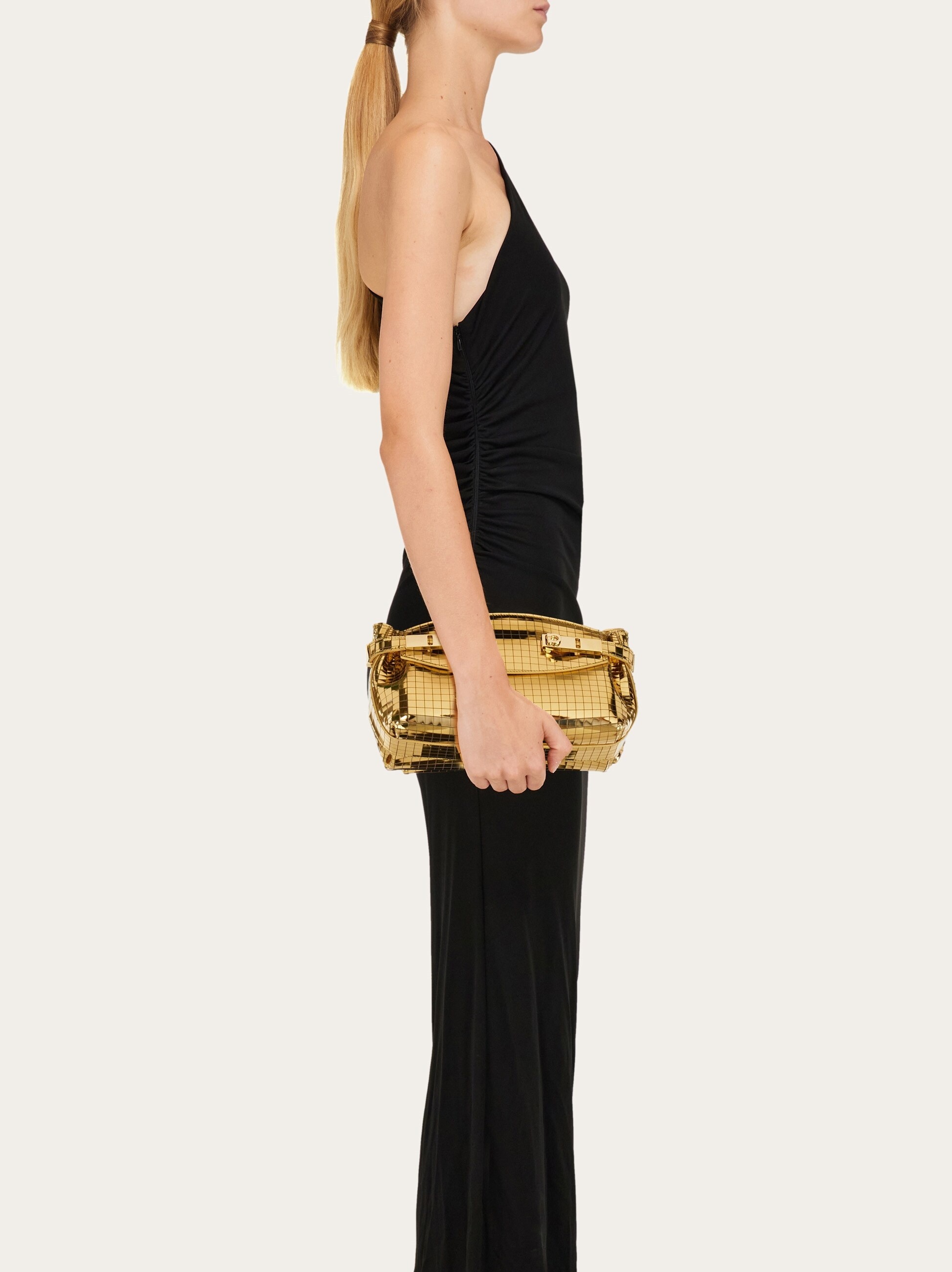Hug soft crossbody bag (XS) - 3