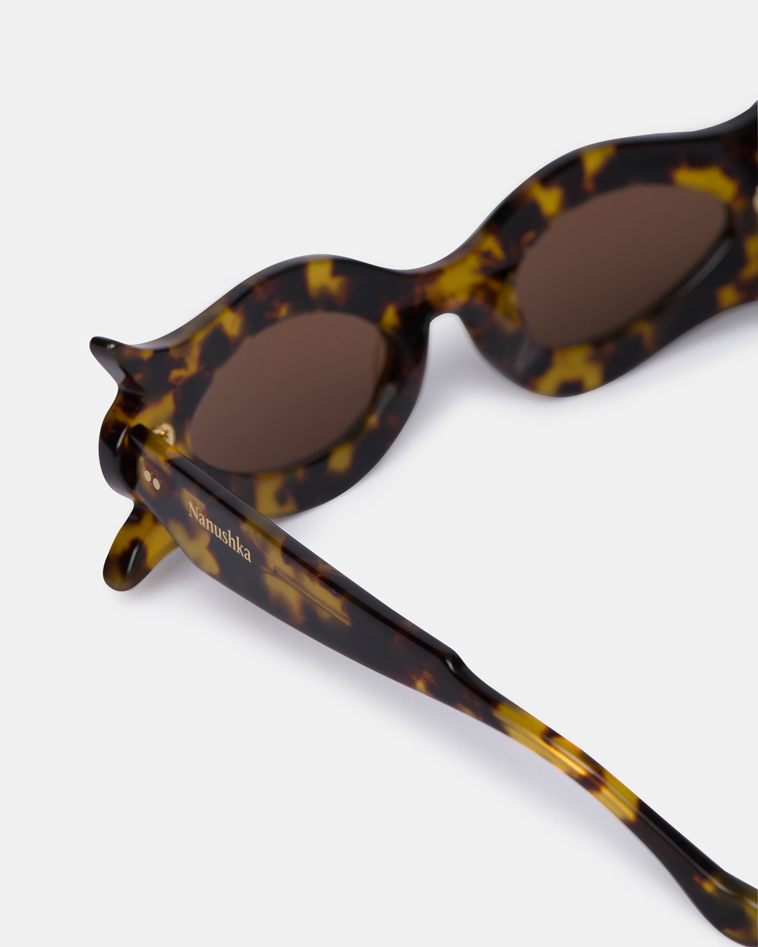 Bio-Plastic Floral-Shaped Sunglasses - 3