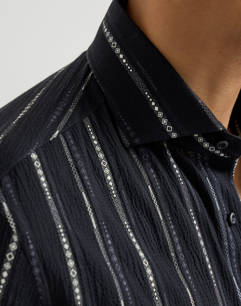 Jacquard seersucker easy fit shirt with spread collar 5