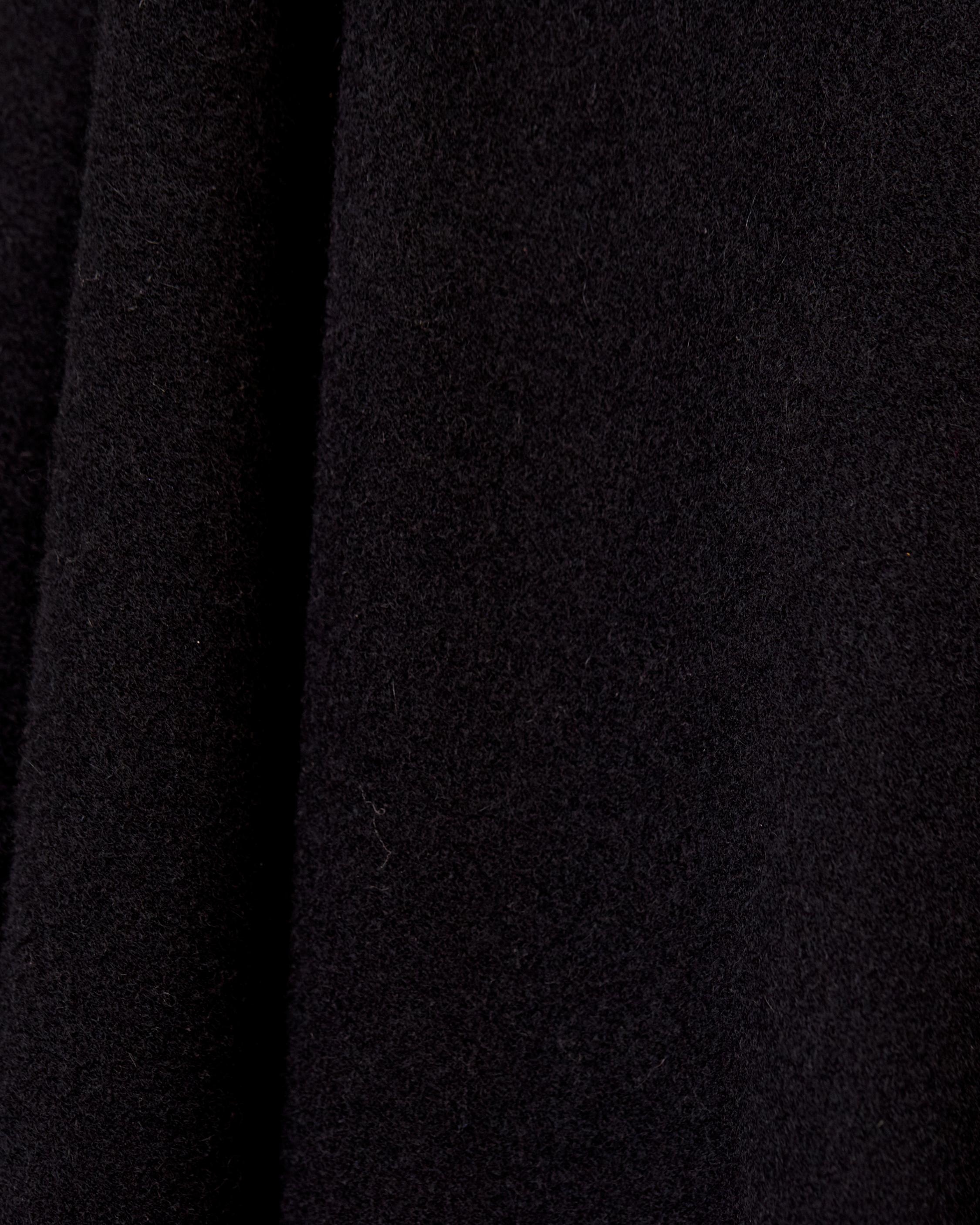Classic Cashmere Poncho
Midweight Poncho - 2