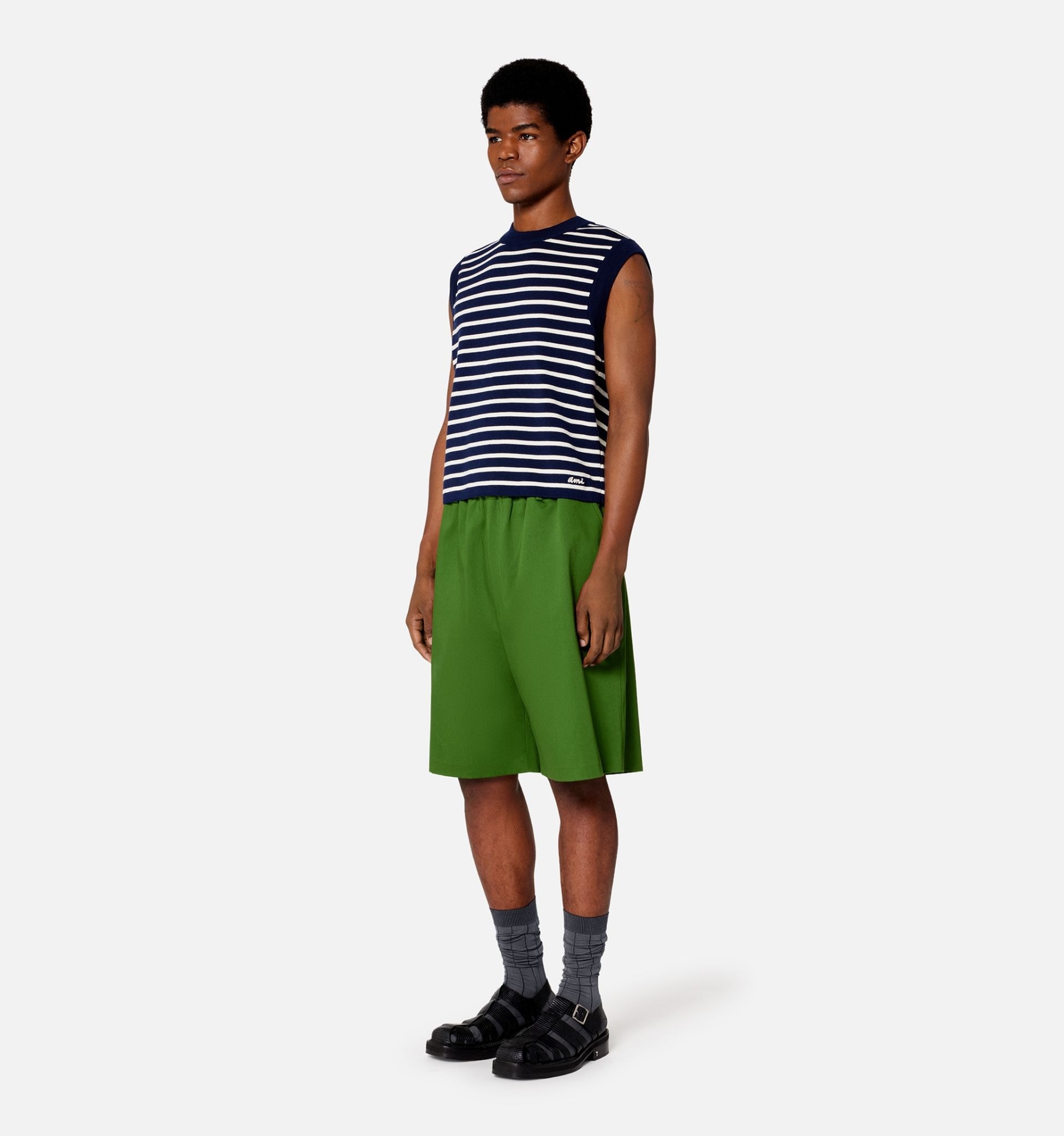 Ami Embroidery Sleeveless Sailor Sweater - 3