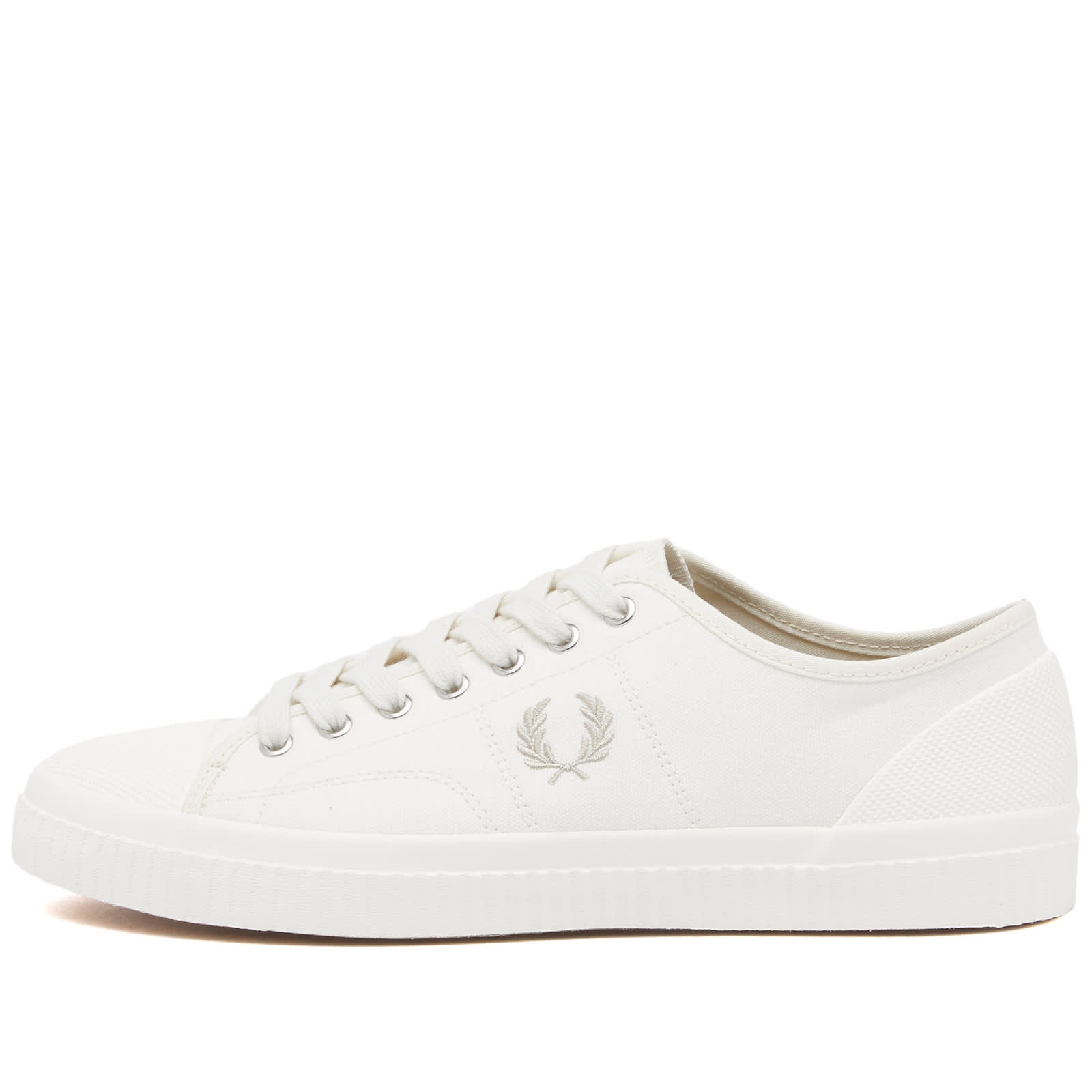 Fred Perry Hughes Low Canvas Sneaker - 2