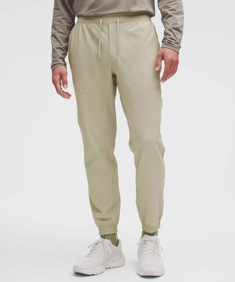 lululemon License to Train Textured Jogger *Regular outlook