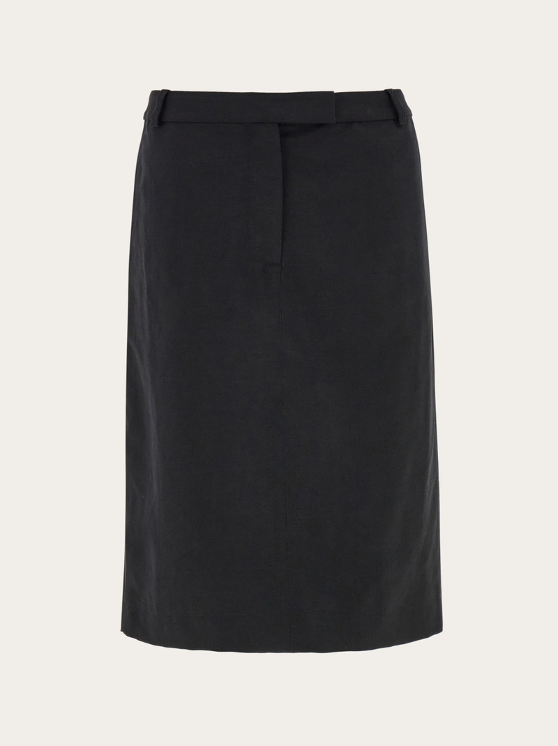 Knee length skirt 1