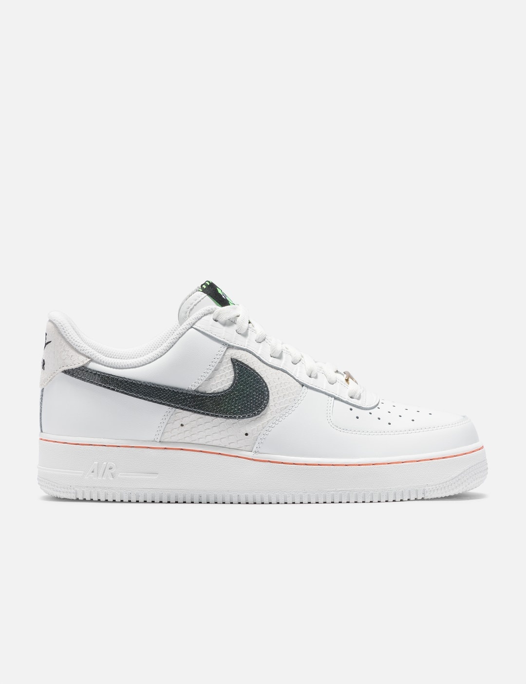 NIKE AIR FORCE 1 '07 LV8 - 1