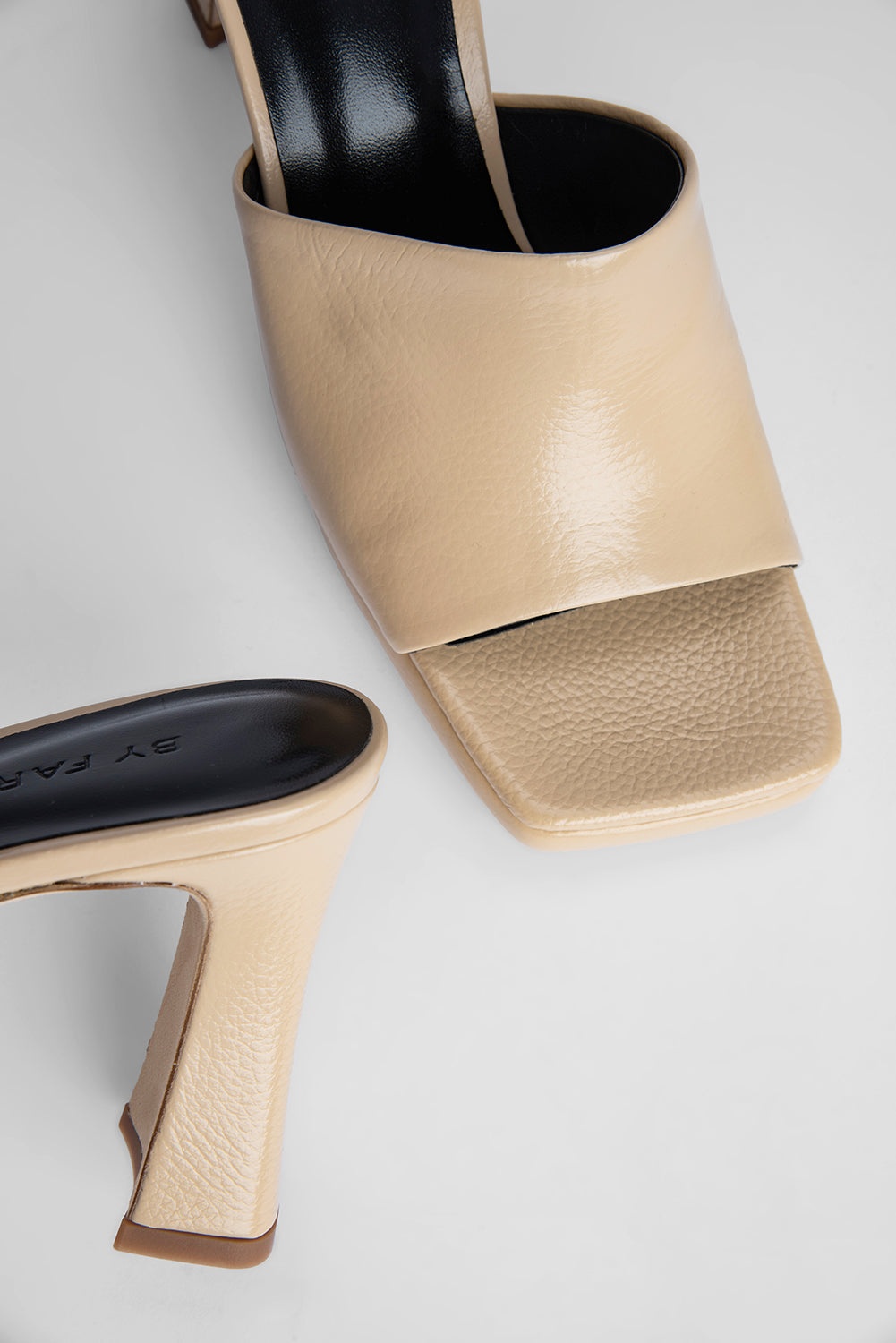 Beliz Sand Gloss Grained Leather - 3