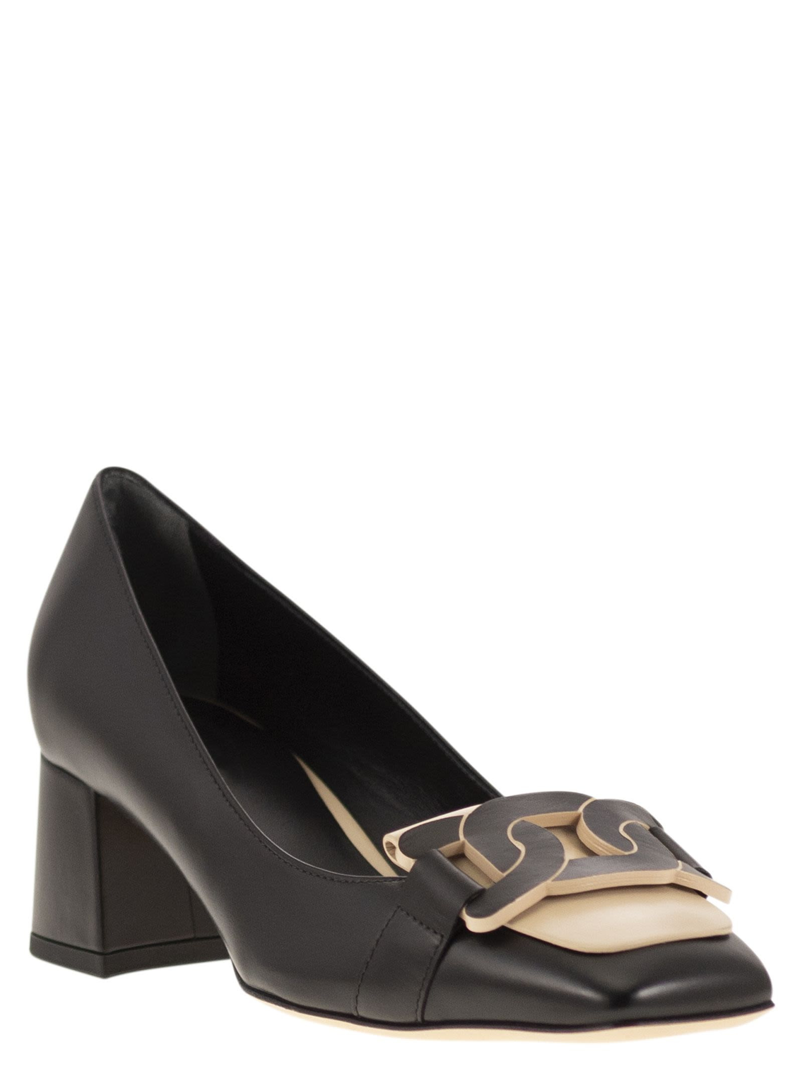 Tod's Women Leather Pumps With Chain - 2