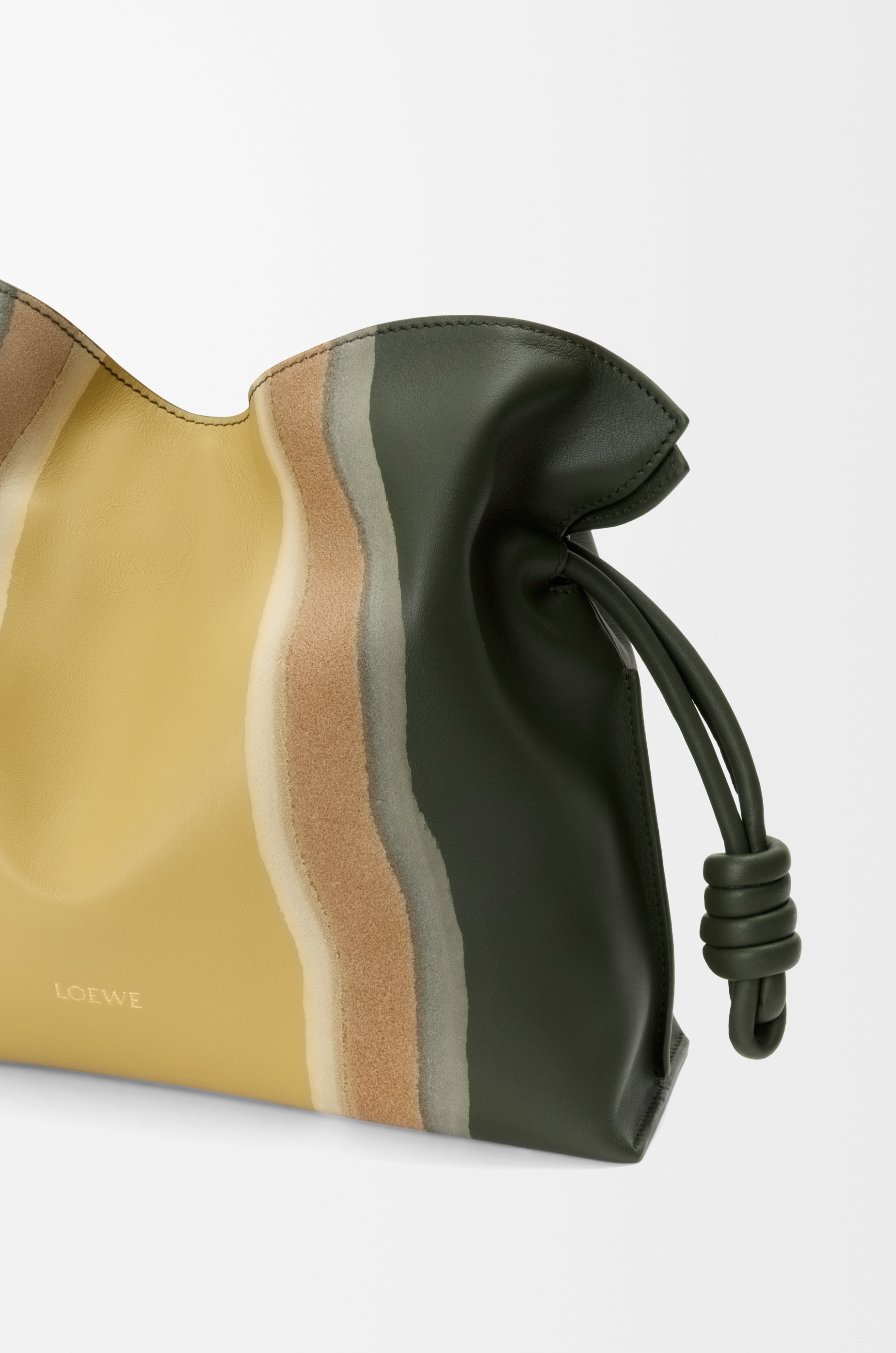 Medium Flamenco clutch in nappa calfskin - 9
