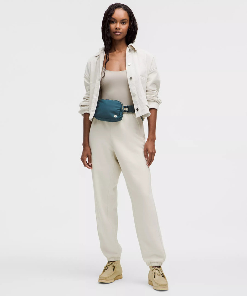 lululemon Everywhere Belt Bag 1L *Wordmark outlook