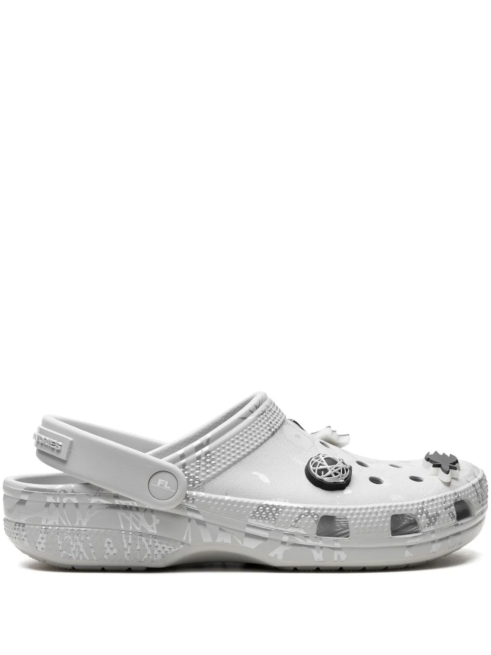 x Futura Laboratories "Pearl White" clogs - 1